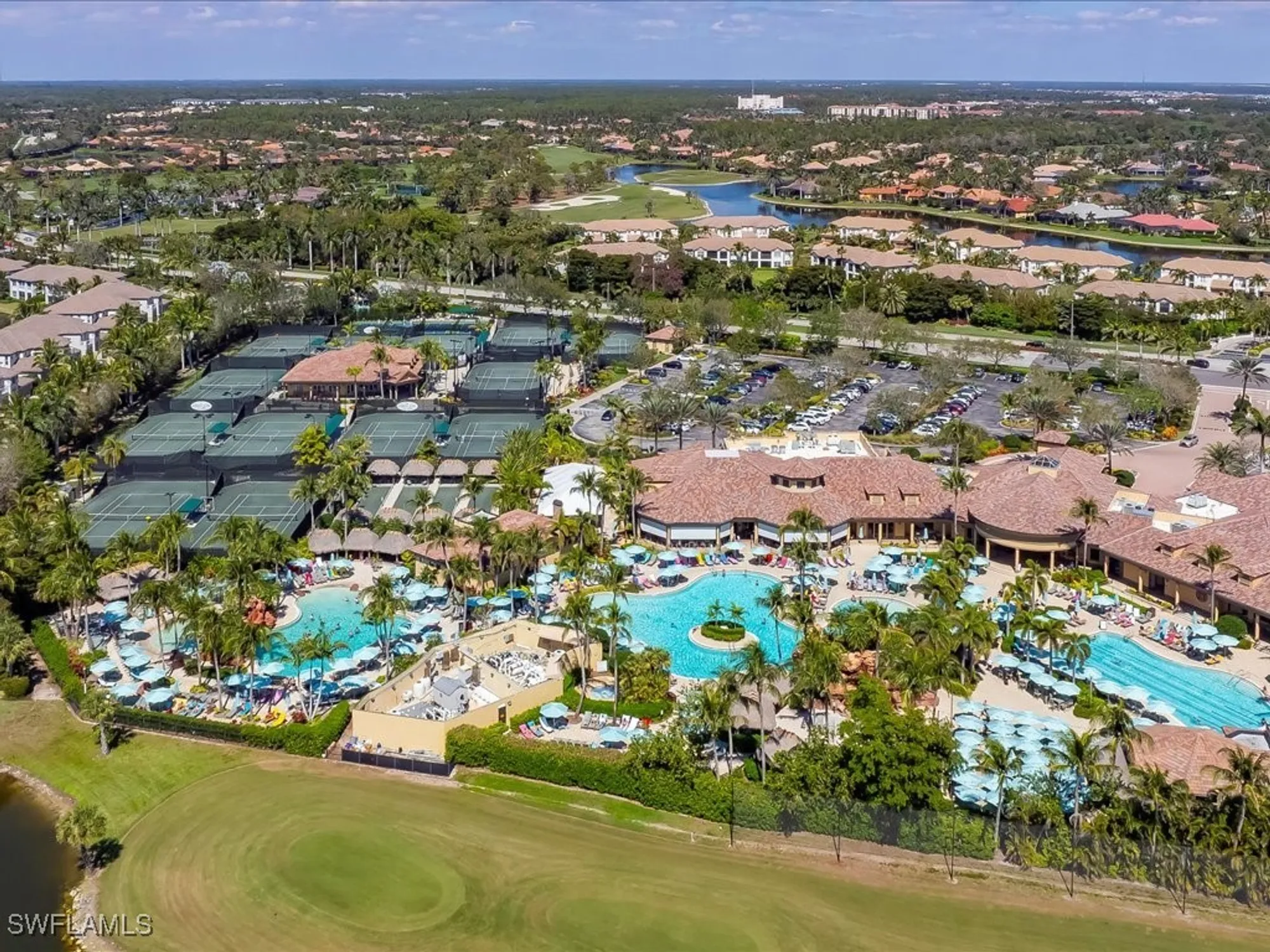 Property Slideshow image 34 of 43 | 7832 hawthorne dr 1902, Naples, FL, 34113