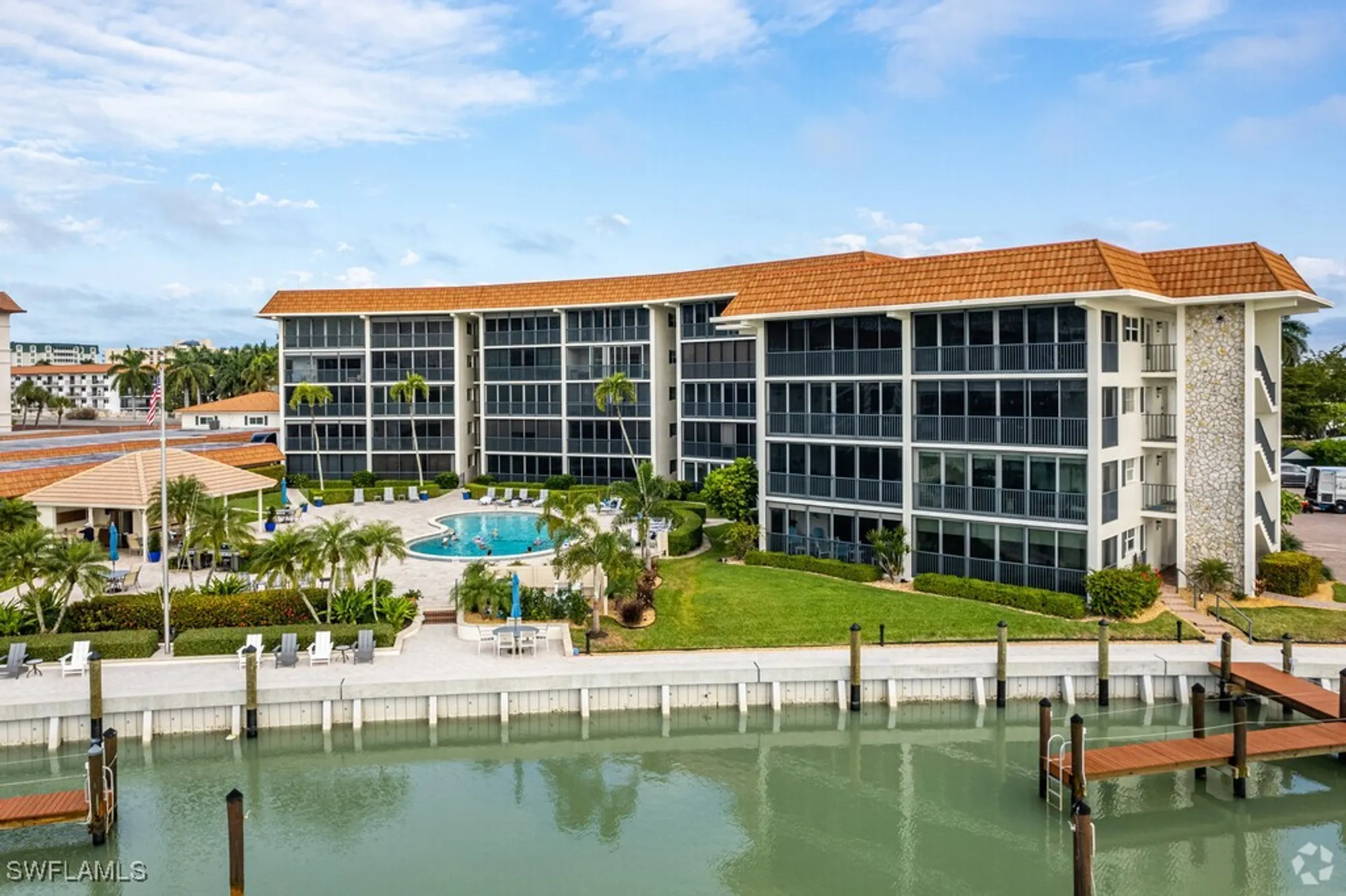 Property Slideshow image 18 of 26 | 222 harbour dr apt 312, Naples, FL, 34103