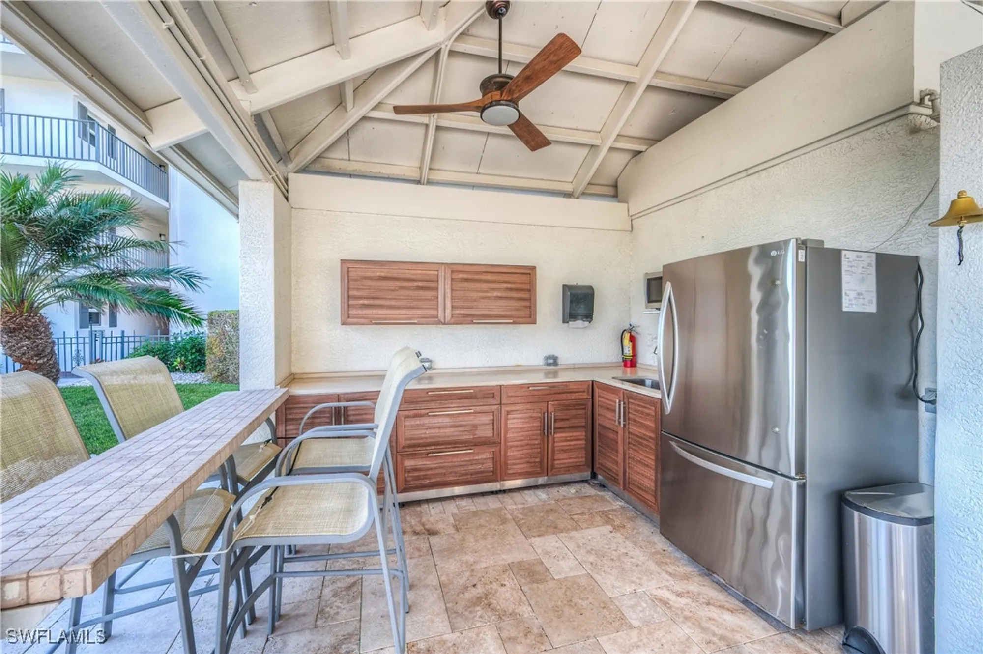 Property Slideshow image 22 of 26 | 222 harbour dr apt 312, Naples, FL, 34103