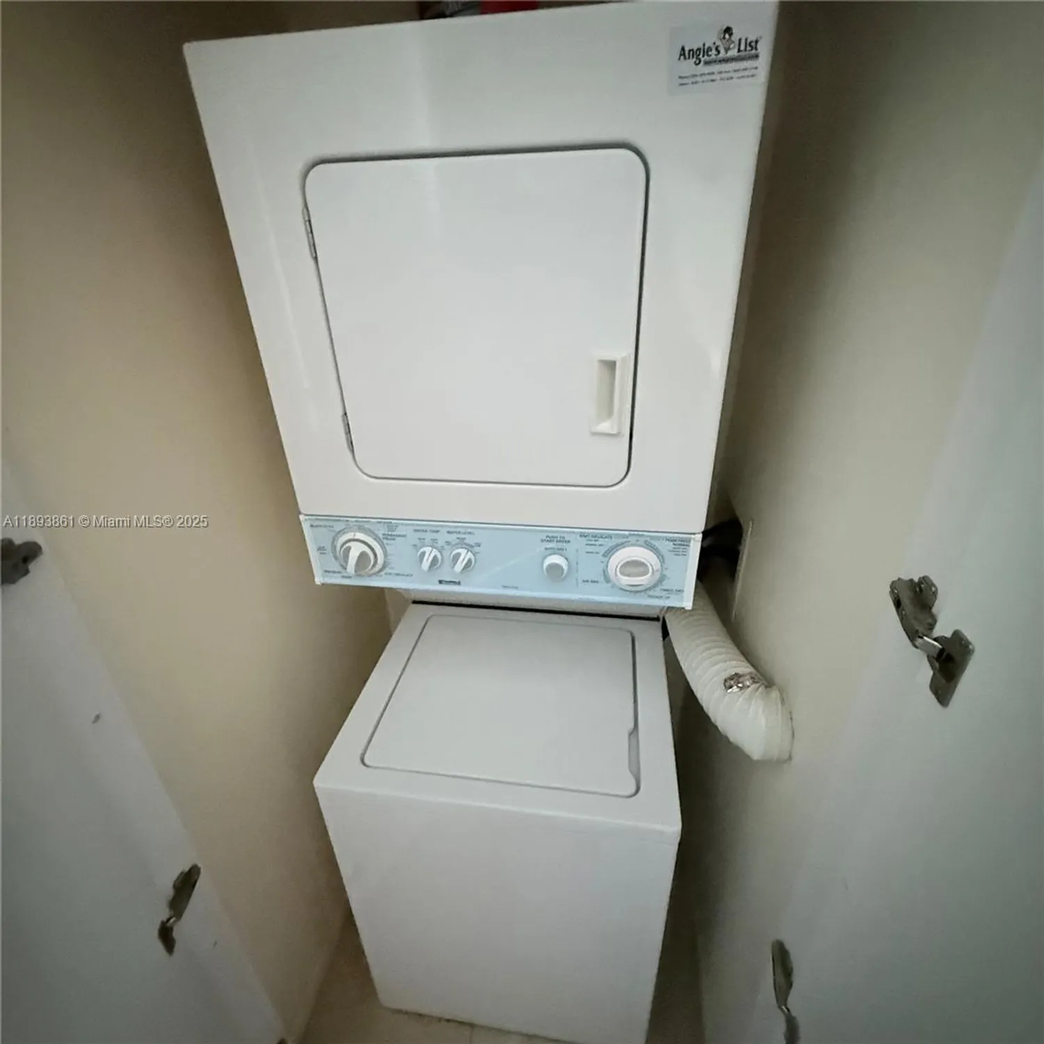 Property Slideshow image 16 of 44 | 1201 s ocean dr apt 1609s, Hollywood, FL, 33019