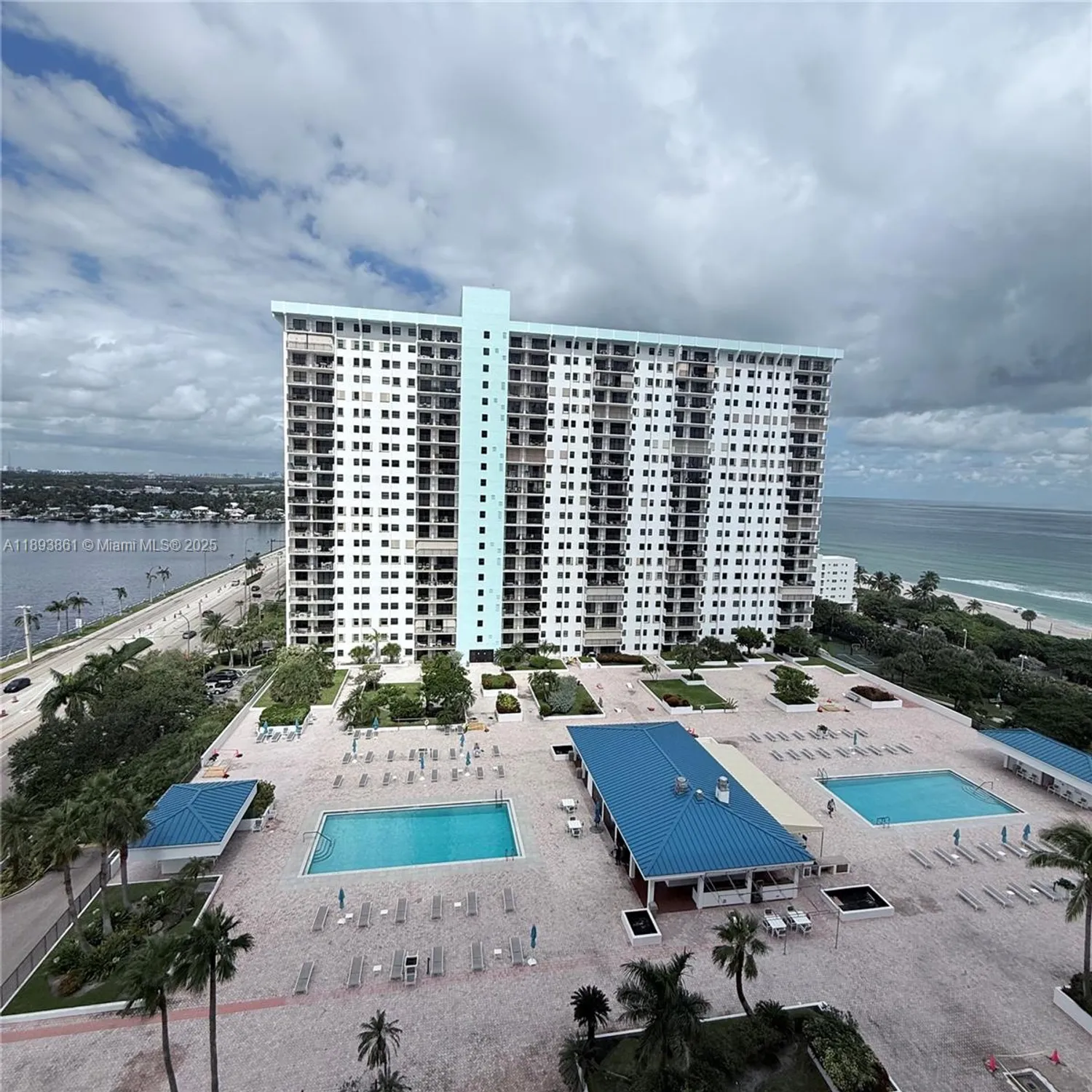 Property Slideshow image 2 of 44 | 1201 s ocean dr apt 1609s, Hollywood, FL, 33019