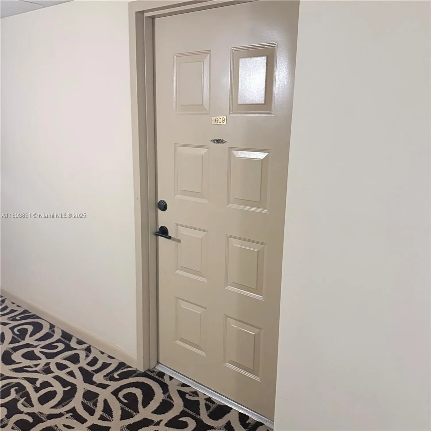 Property Slideshow image 30 of 44 | 1201 s ocean dr apt 1609s, Hollywood, FL, 33019