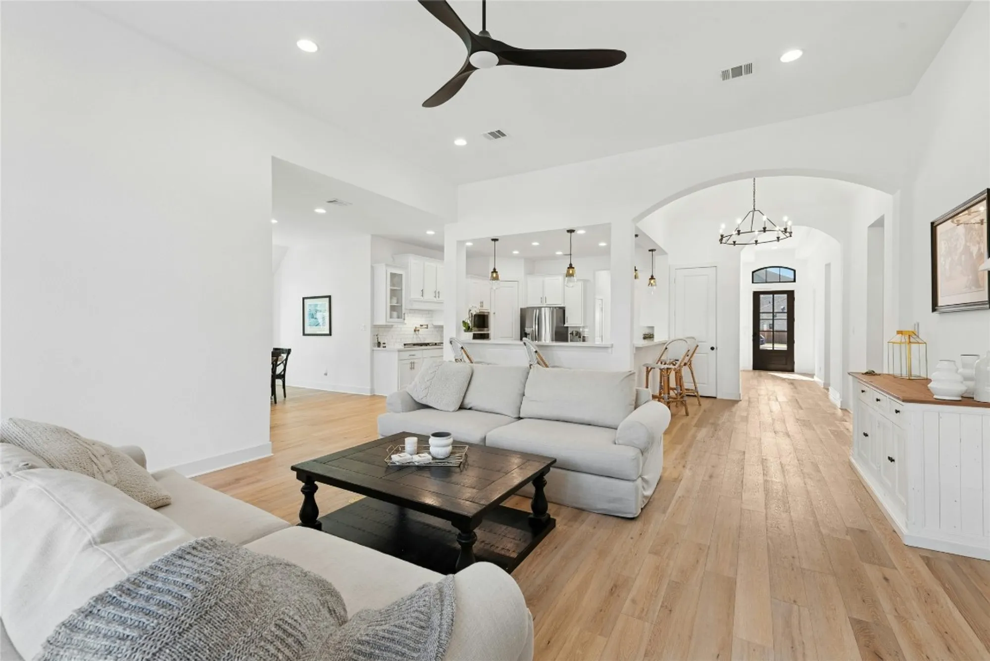 Property Slideshow image 13 of 40 | 108 bole cv, Georgetown, TX, 78628