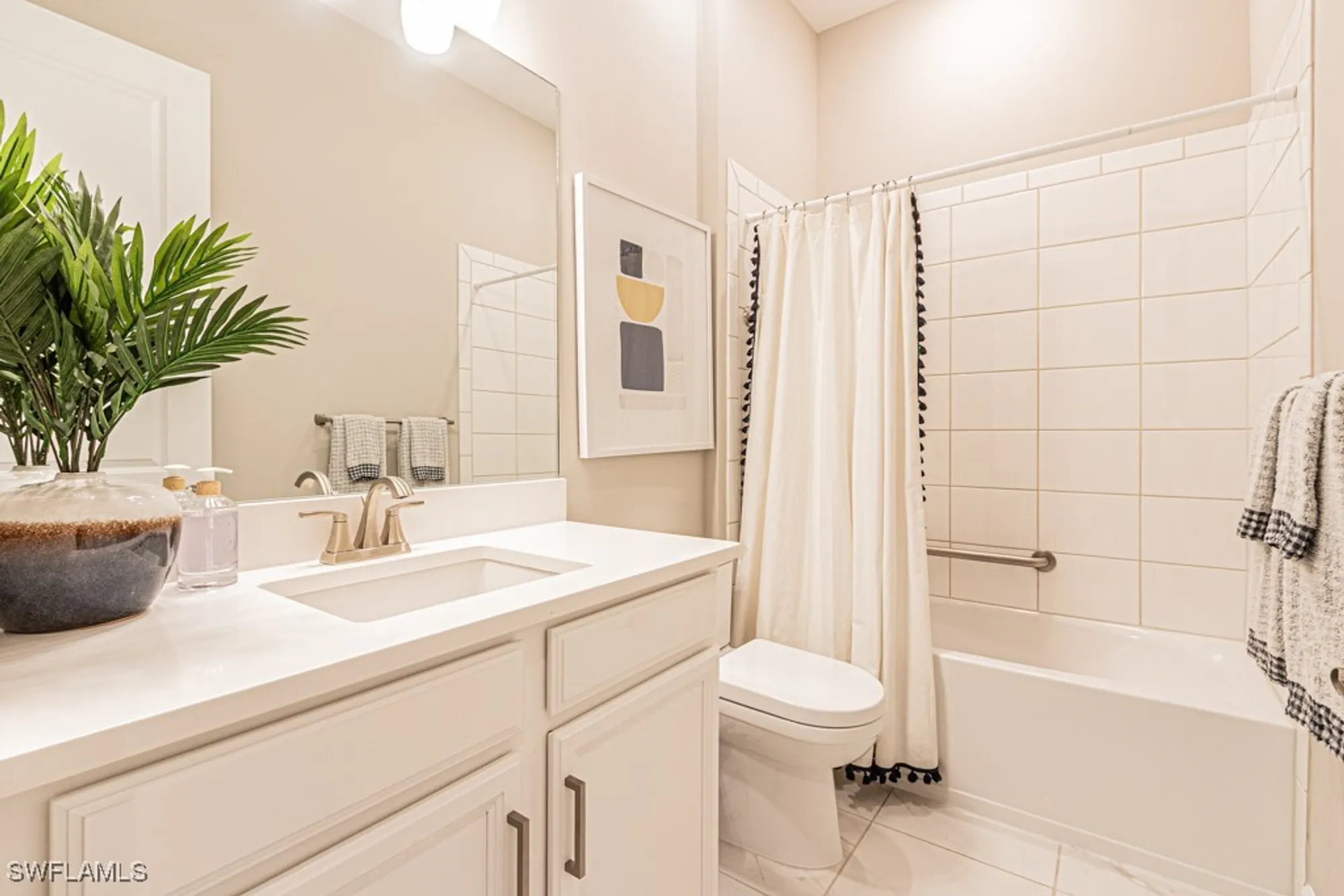 Property Slideshow image 27 of 33 | 15248 zeno way unit 201, Naples, FL, 34114