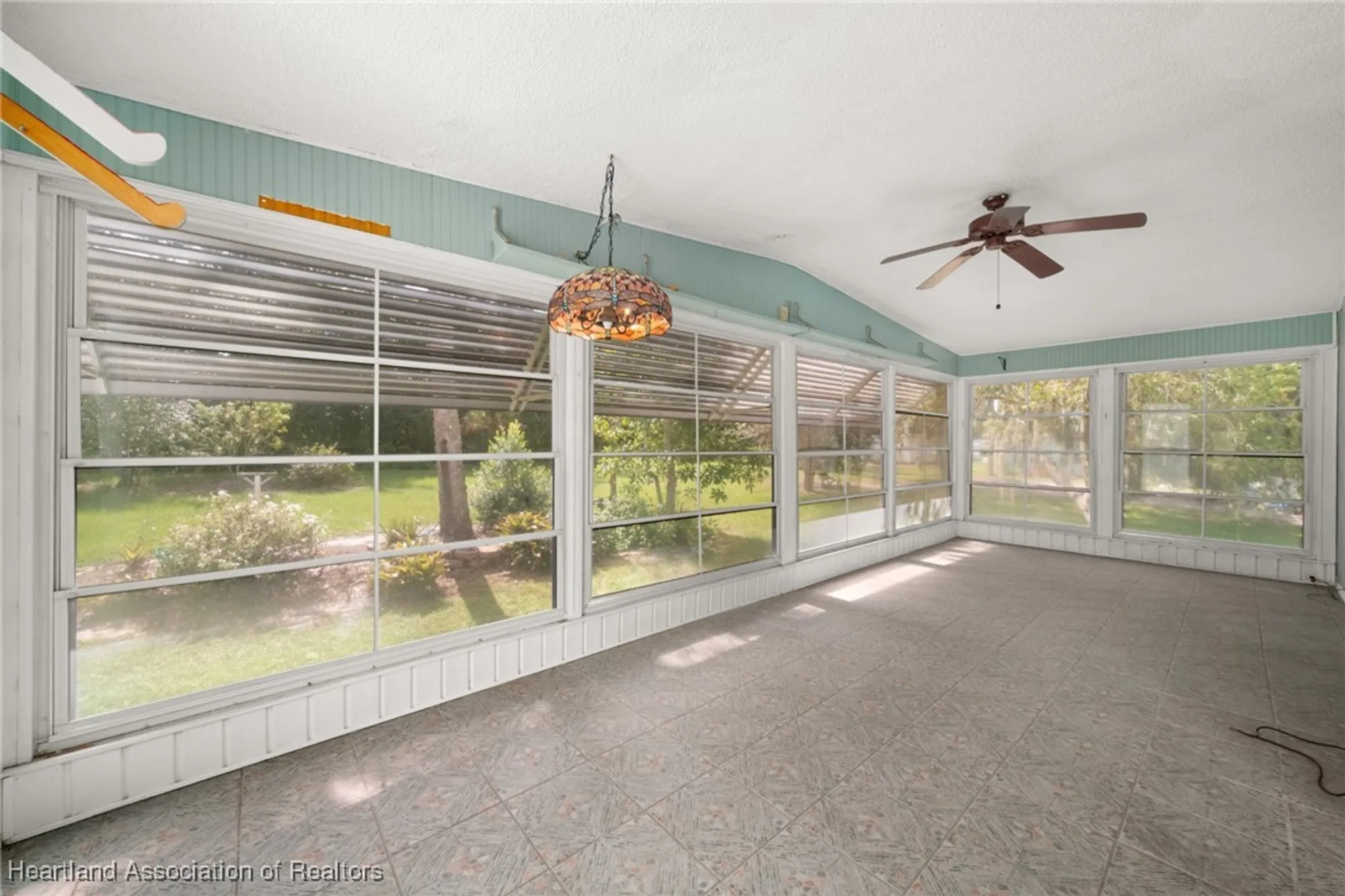 Property Slideshow image 13 of 49 | 2881 e spinnaker dr, Avon Park, FL, 33825