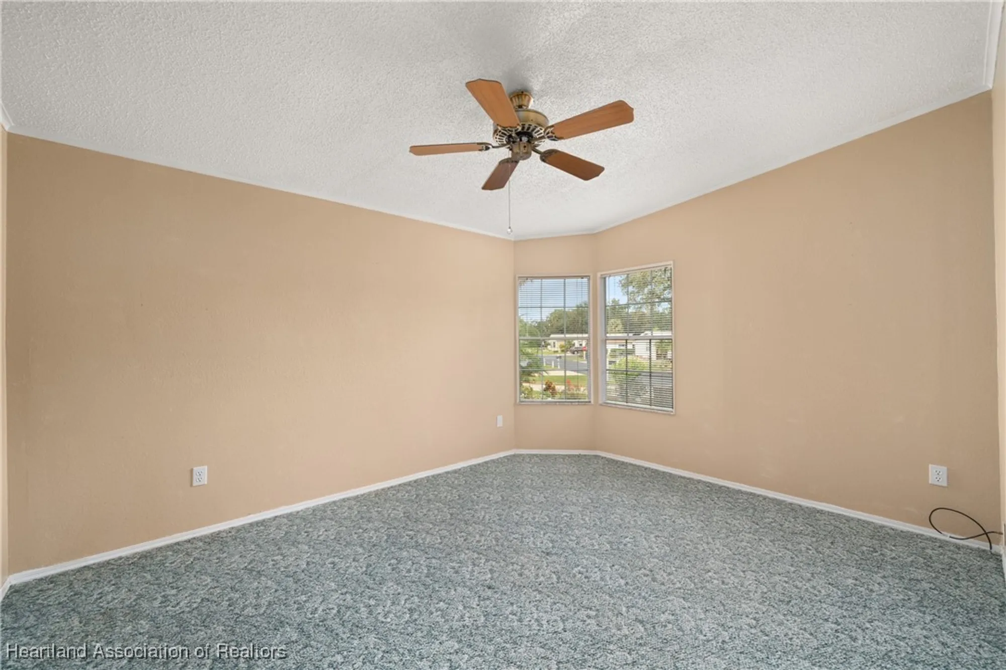 Property Slideshow image 29 of 49 | 2881 e spinnaker dr, Avon Park, FL, 33825