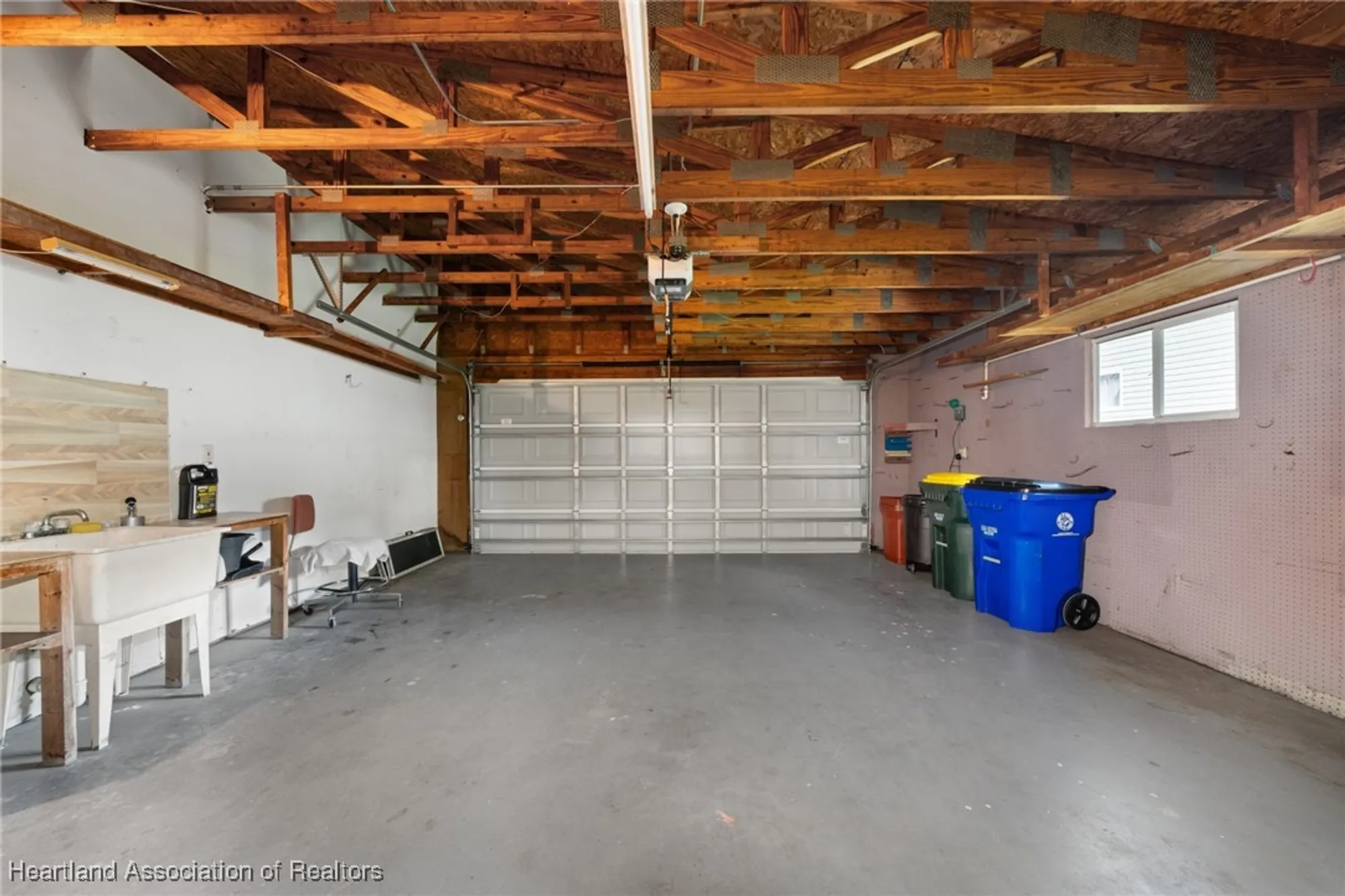 Property Slideshow image 35 of 49 | 2881 e spinnaker dr, Avon Park, FL, 33825