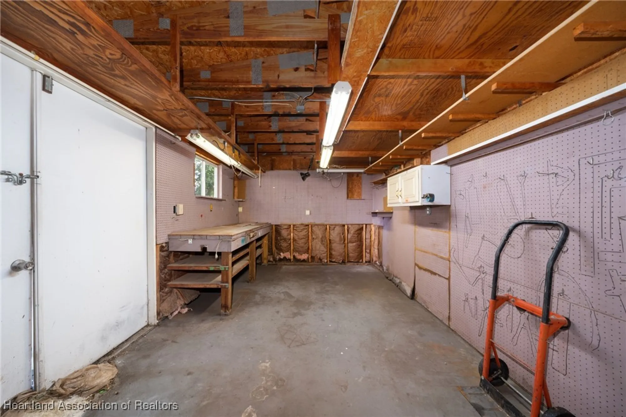 Property Slideshow image 37 of 49 | 2881 e spinnaker dr, Avon Park, FL, 33825