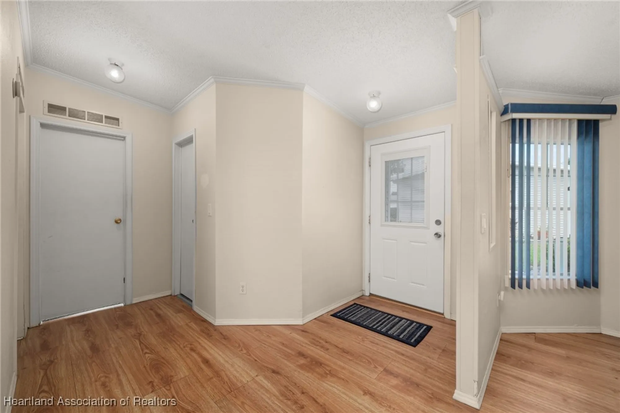 Property Slideshow image 5 of 49 | 2881 e spinnaker dr, Avon Park, FL, 33825