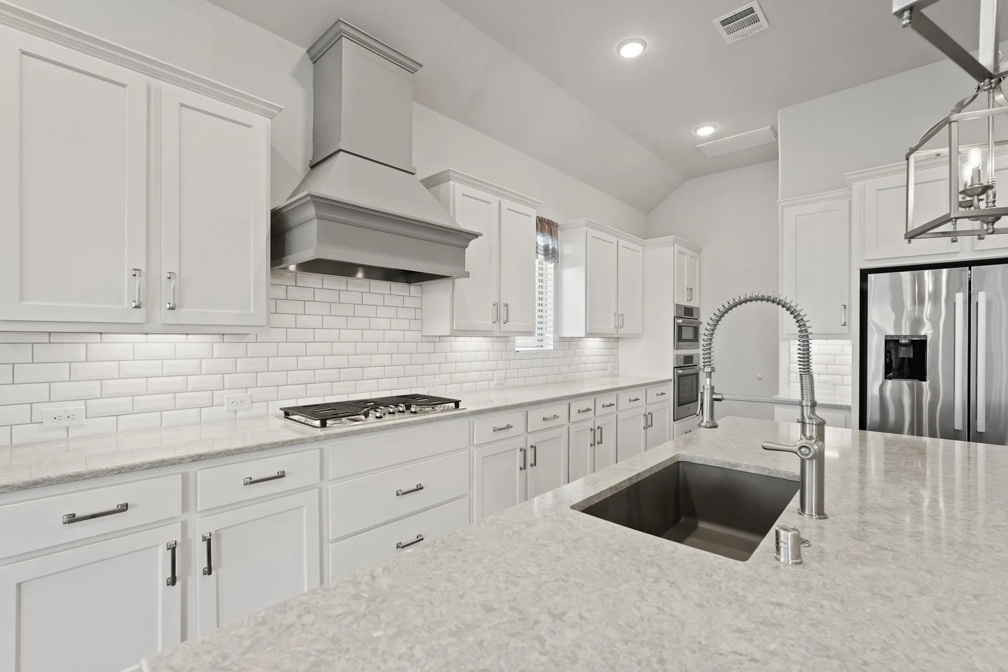 Property Slideshow image 18 of 38 | 5610 crescent ridge ct, Fulshear, TX, 77441