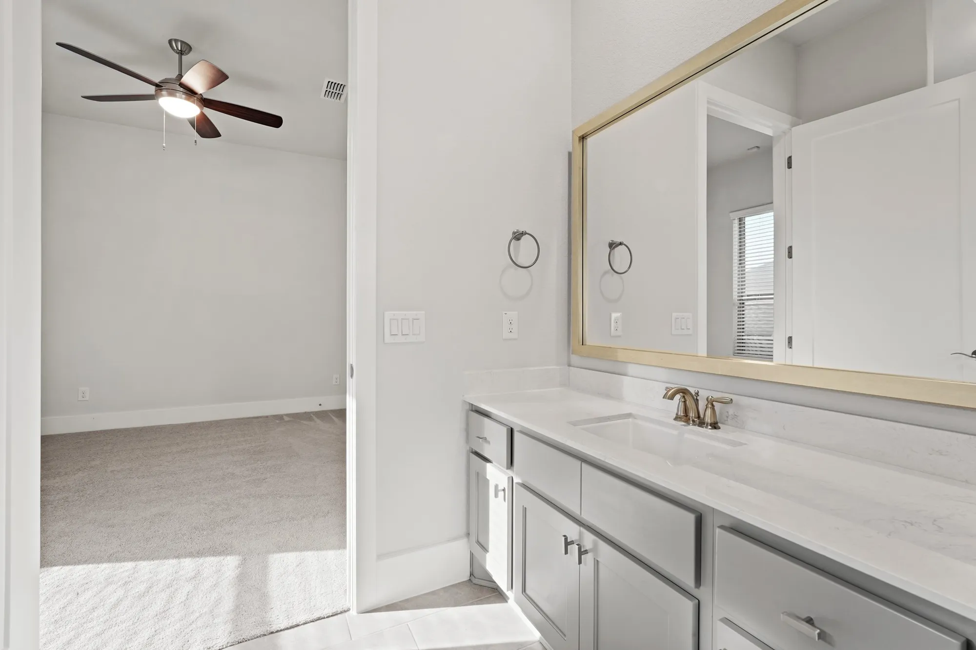 Property Slideshow image 26 of 38 | 5610 crescent ridge ct, Fulshear, TX, 77441