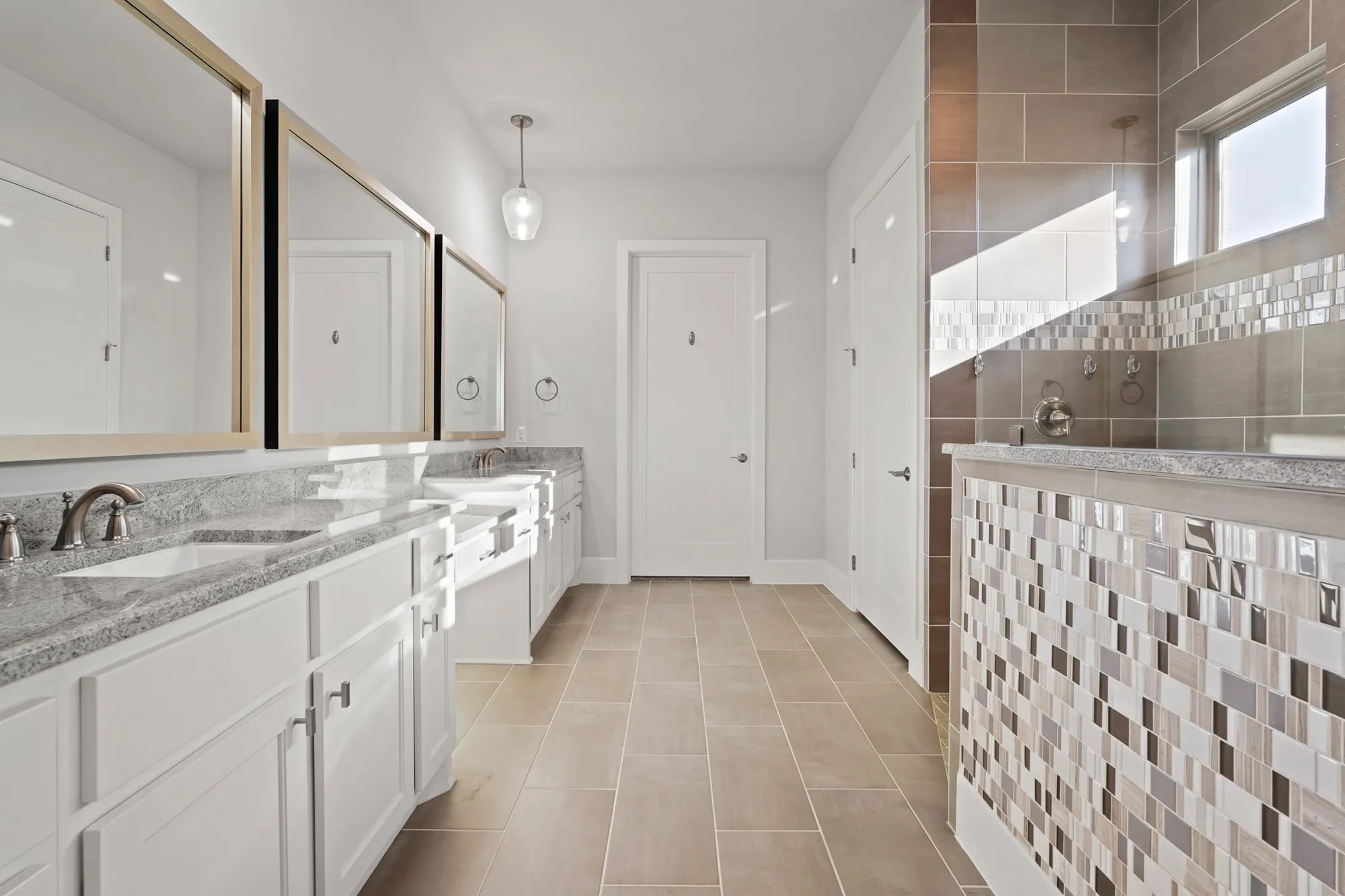 Property Slideshow image 21 of 38 | 5610 crescent ridge ct, Fulshear, TX, 77441