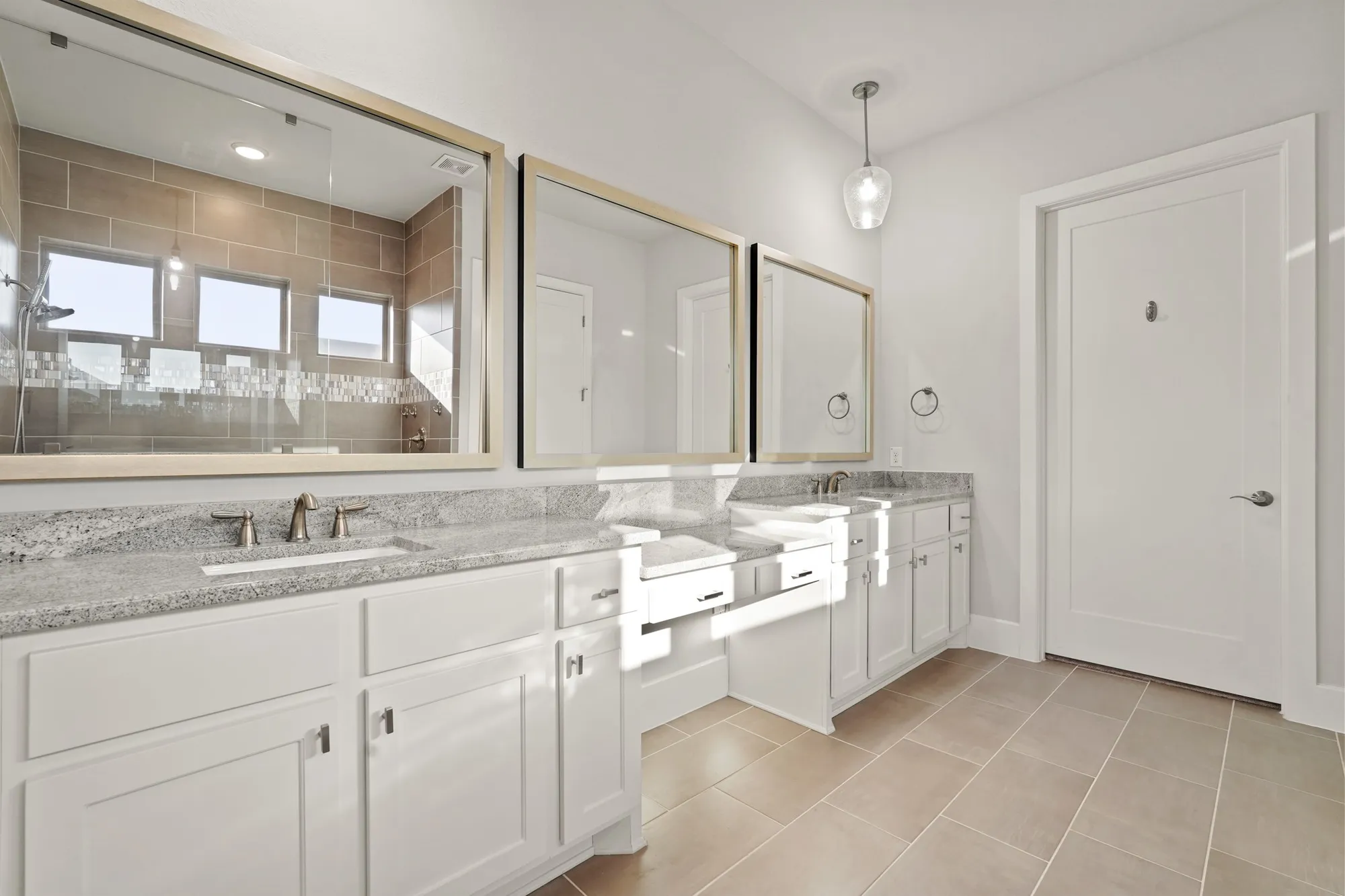 Property Slideshow image 22 of 38 | 5610 crescent ridge ct, Fulshear, TX, 77441