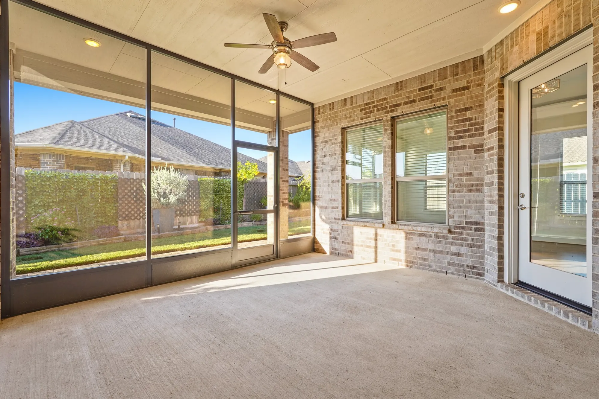 Property Slideshow image 30 of 38 | 5610 crescent ridge ct, Fulshear, TX, 77441