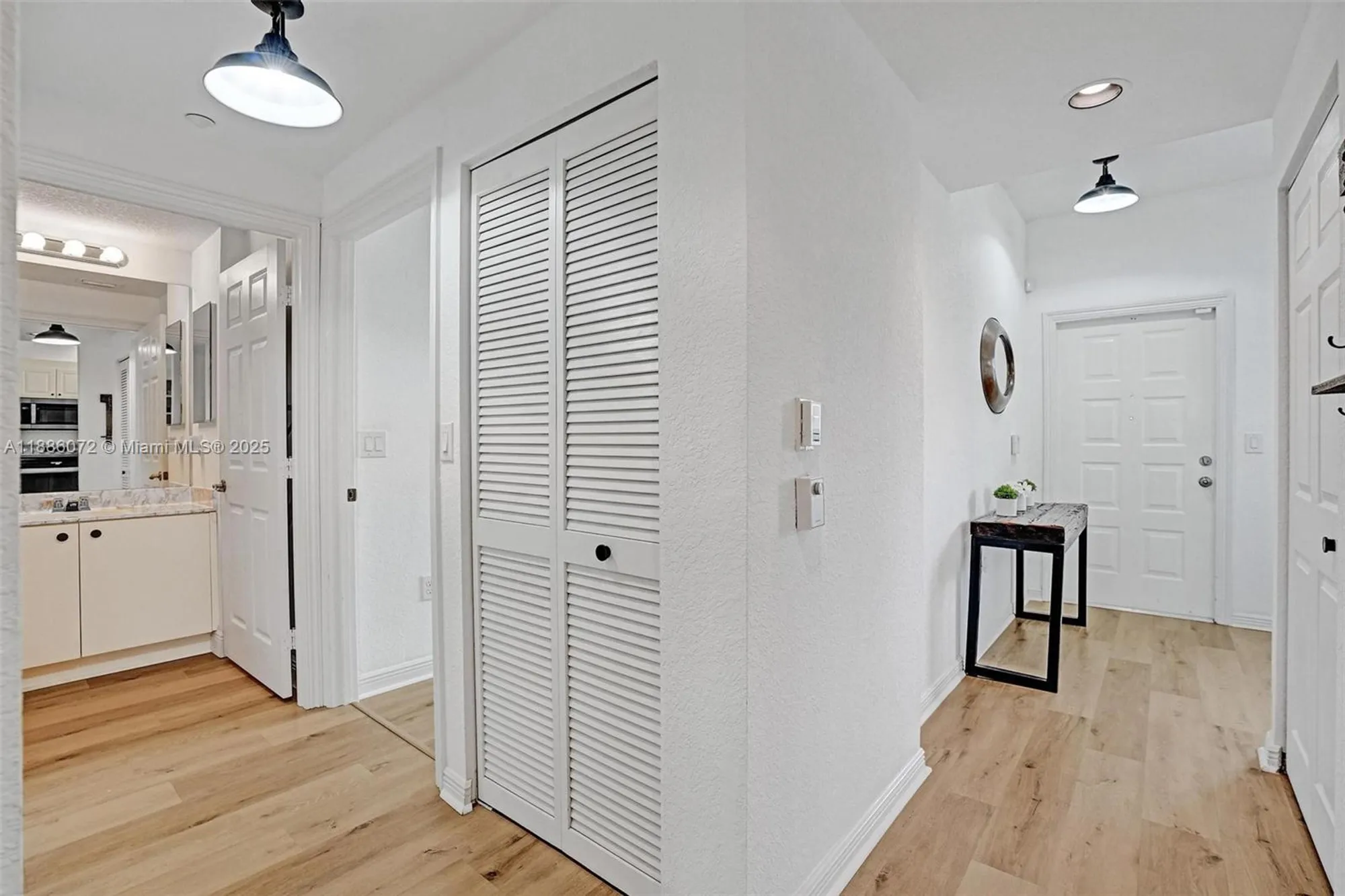 Property Slideshow image 16 of 43 | 7635 southampton ter 307, Tamarac, FL, 33321