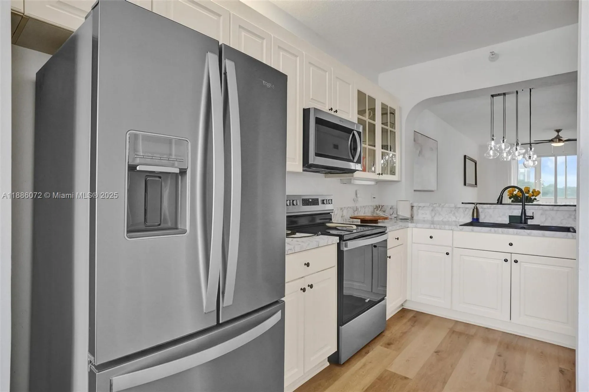 Property Slideshow image 12 of 43 | 7635 southampton ter 307, Tamarac, FL, 33321