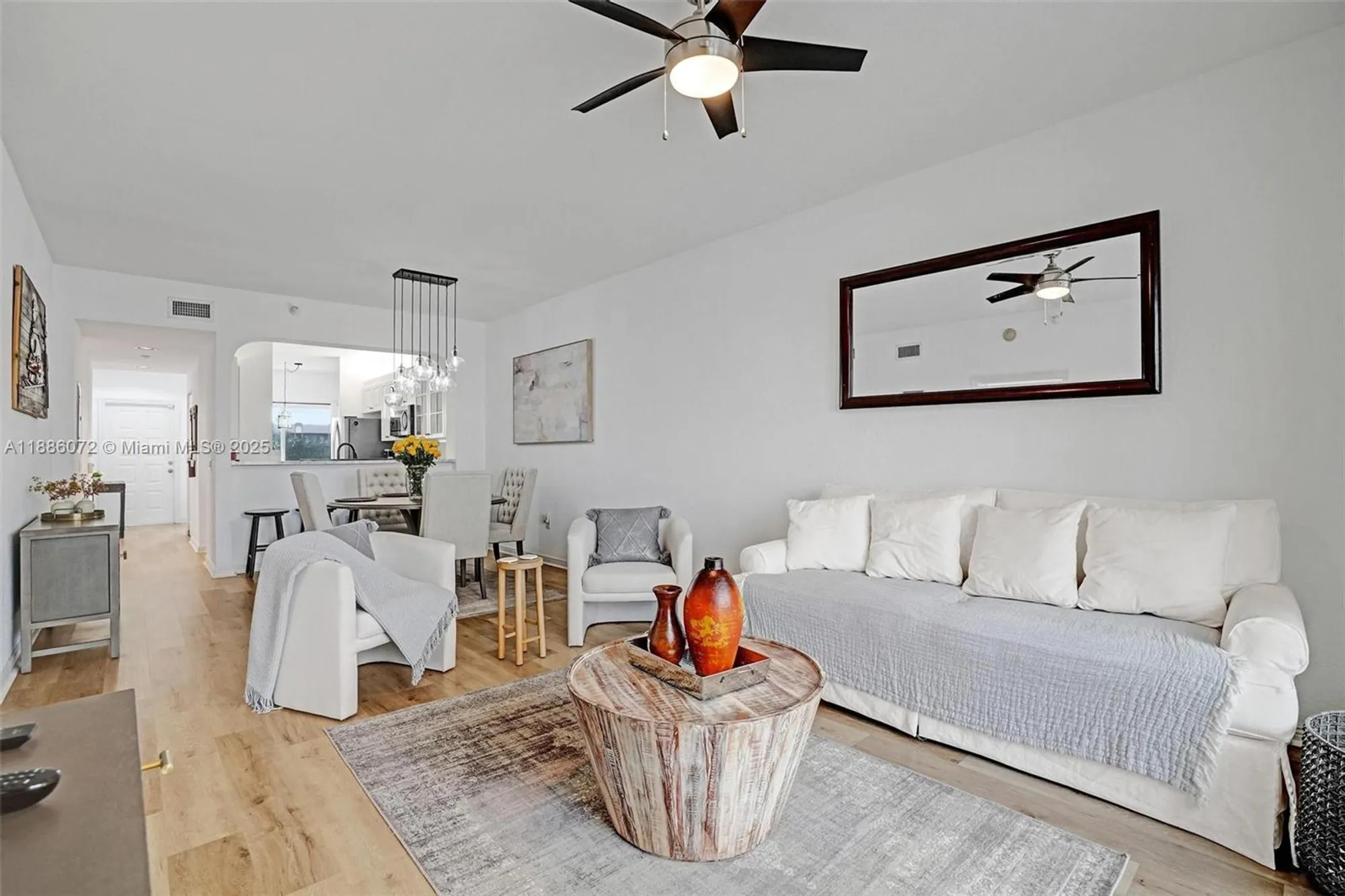 Property Slideshow image 23 of 43 | 7635 southampton ter 307, Tamarac, FL, 33321