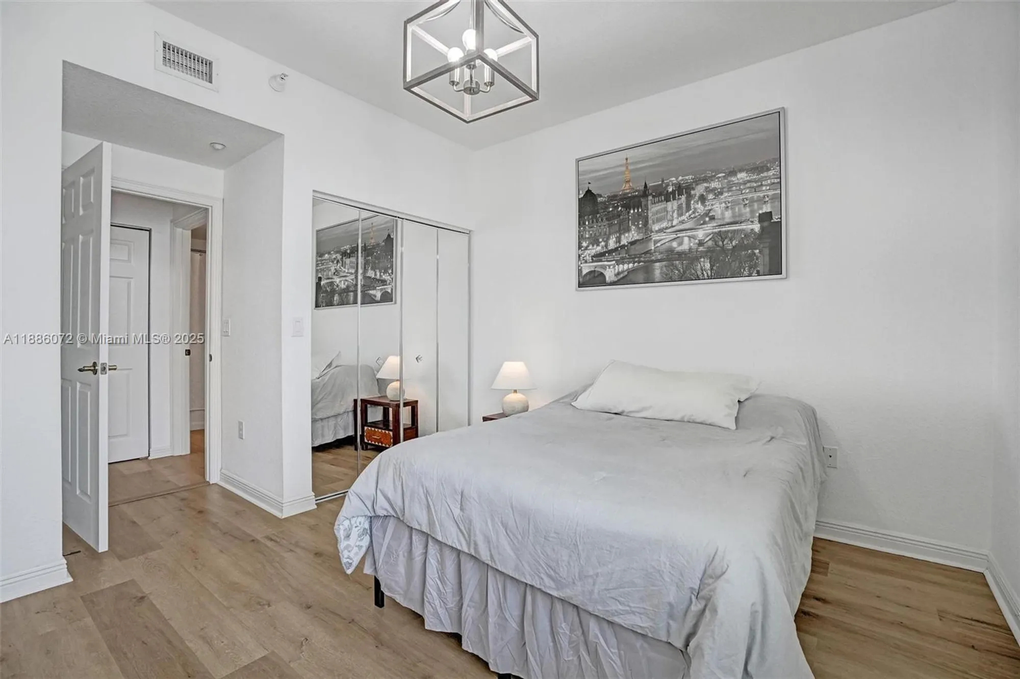 Property Slideshow image 34 of 43 | 7635 southampton ter 307, Tamarac, FL, 33321