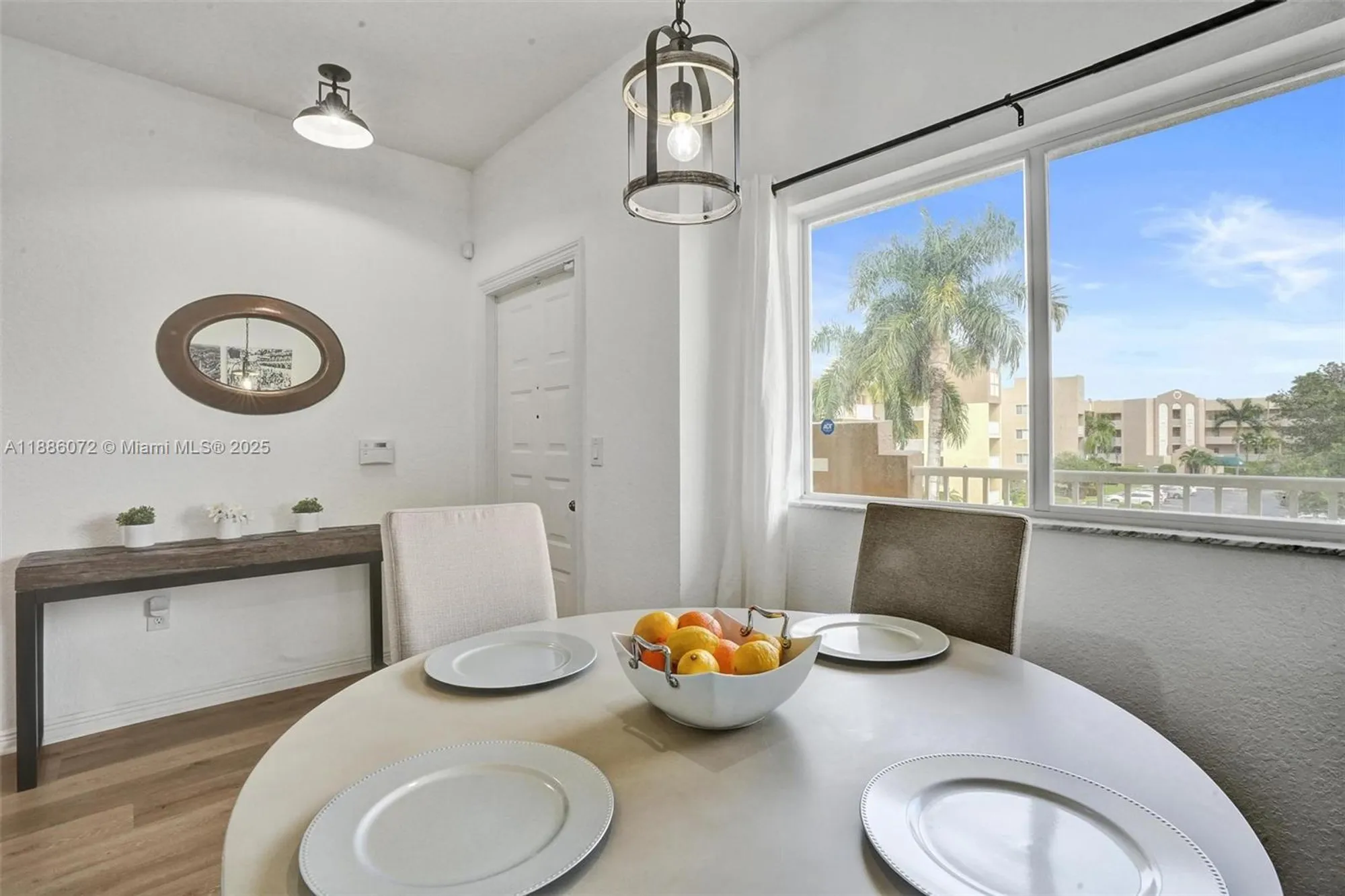 Property Slideshow image 4 of 43 | 7635 southampton ter 307, Tamarac, FL, 33321