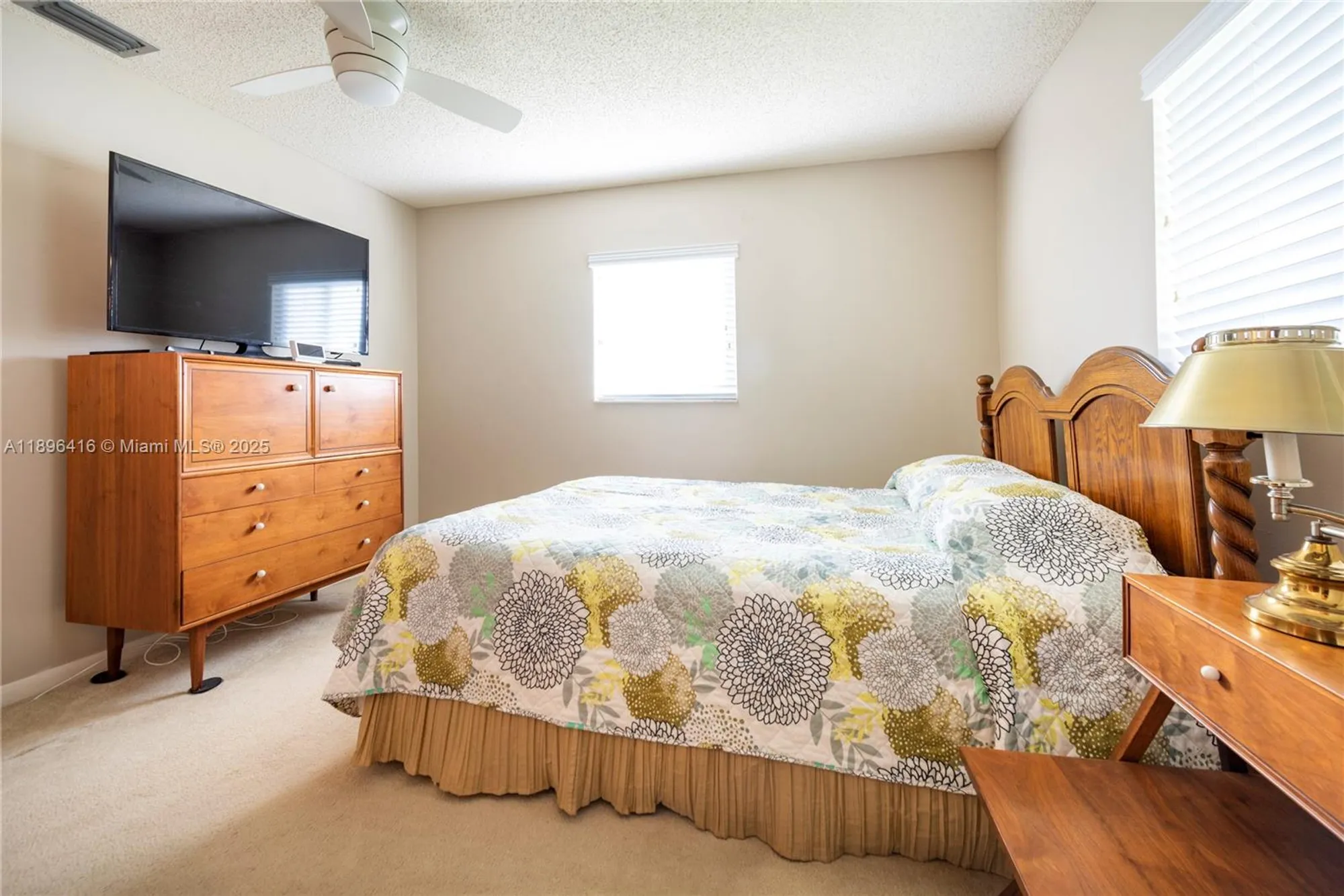 Property Slideshow image 17 of 31 | 8544 n campanelli blvd, Plantation, FL, 33322