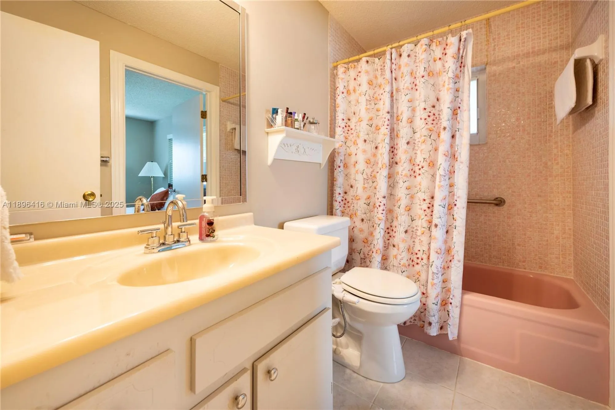 Property Slideshow image 18 of 31 | 8544 n campanelli blvd, Plantation, FL, 33322