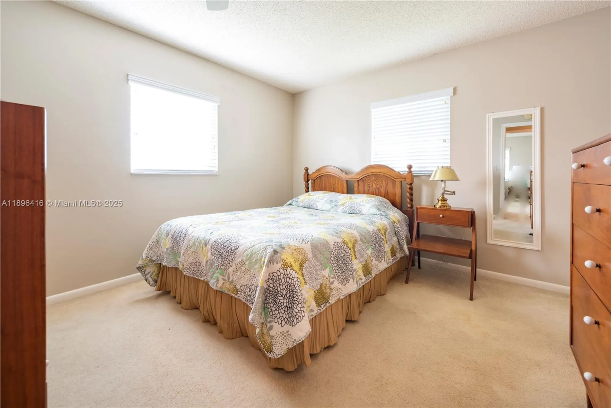 Property Slideshow image 19 of 31 | 8544 n campanelli blvd, Plantation, FL, 33322