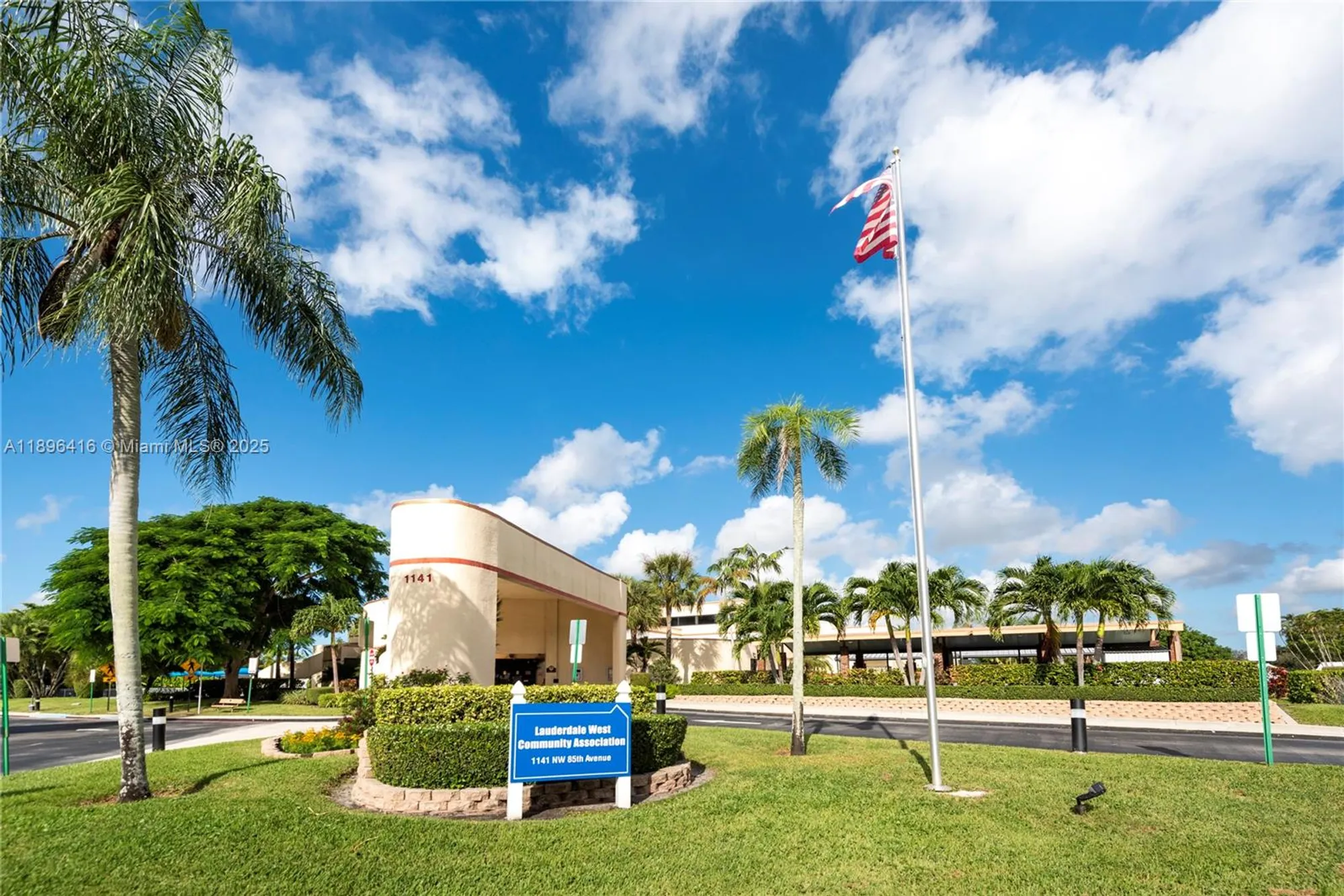 Property Slideshow image 31 of 31 | 8544 n campanelli blvd, Plantation, FL, 33322