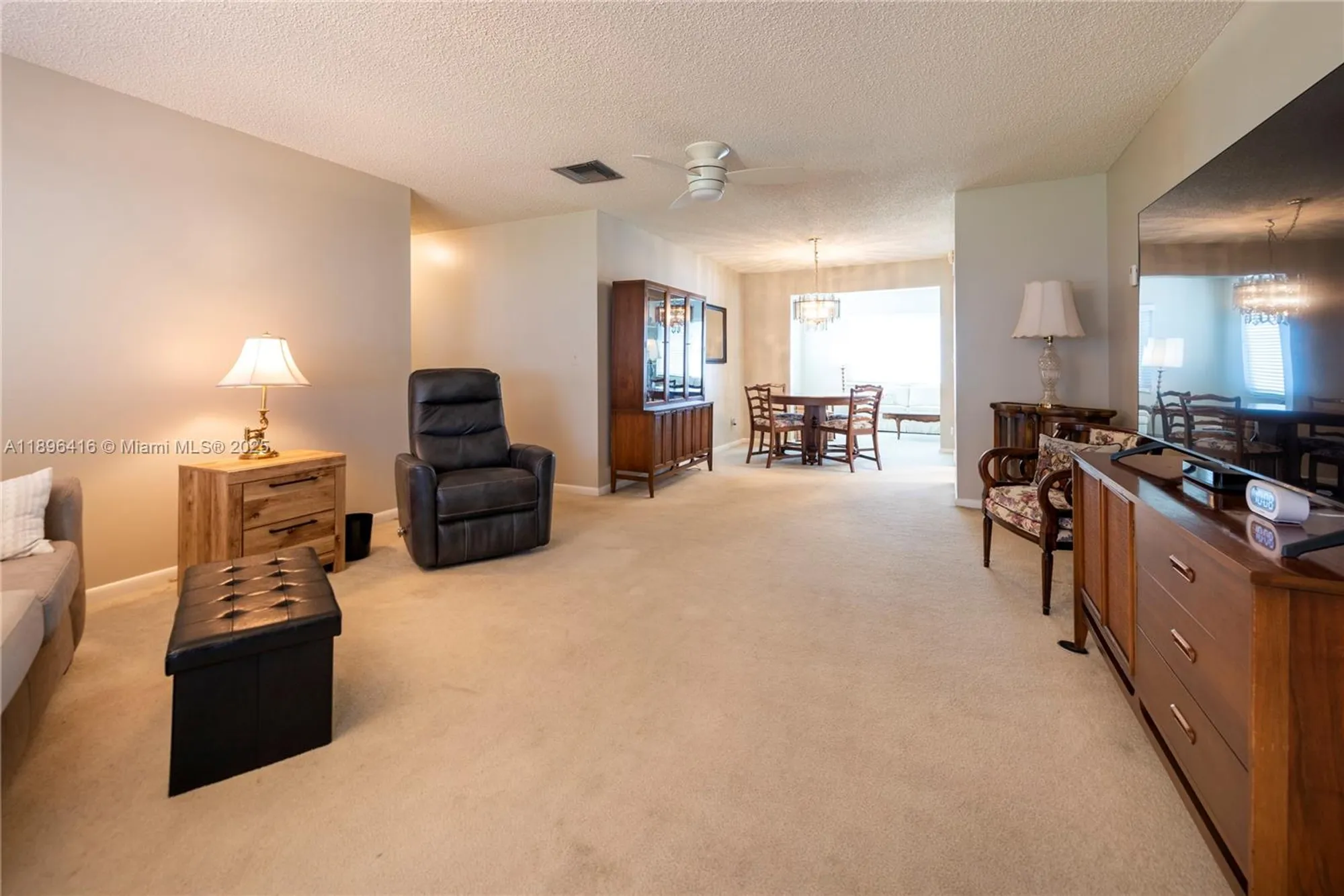 Property Slideshow image 7 of 31 | 8544 n campanelli blvd, Plantation, FL, 33322