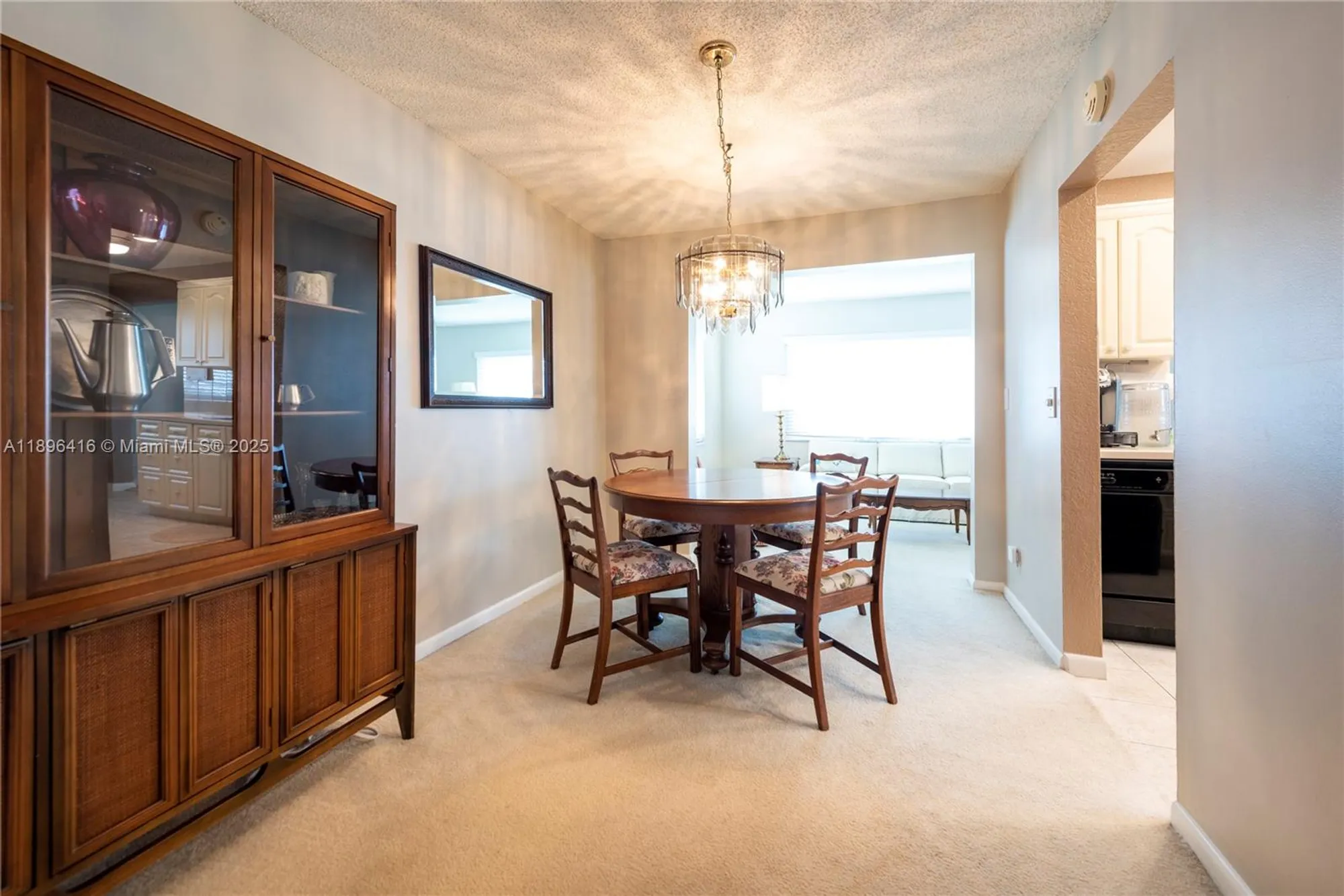 Property Slideshow image 8 of 31 | 8544 n campanelli blvd, Plantation, FL, 33322