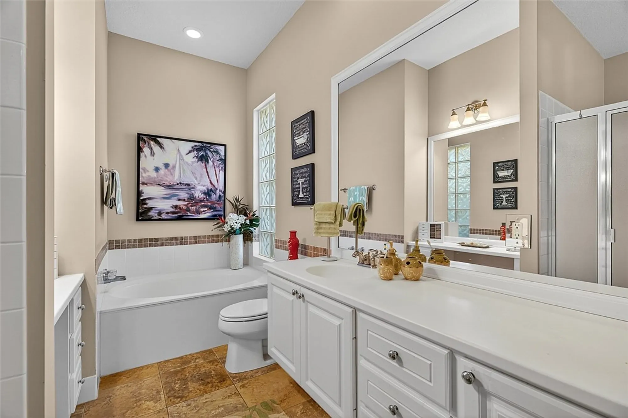 Property Slideshow image 16 of 36 | 5465 corsica pl, Vero Beach, FL, 32967