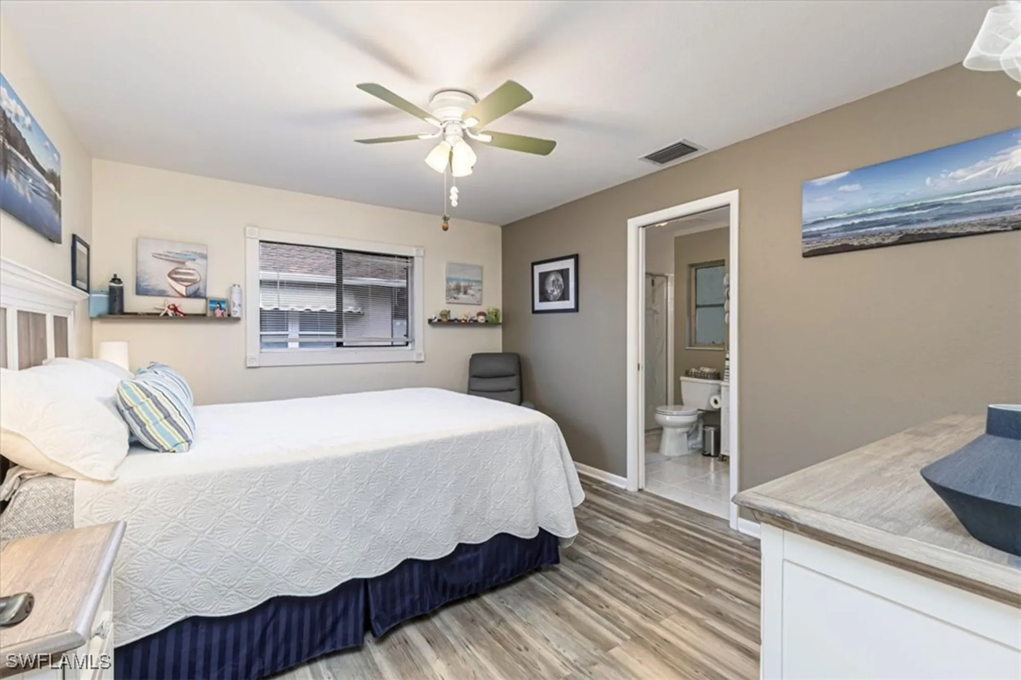 Property Slideshow image 15 of 25 | 124 versailles cir, Naples, FL, 34112