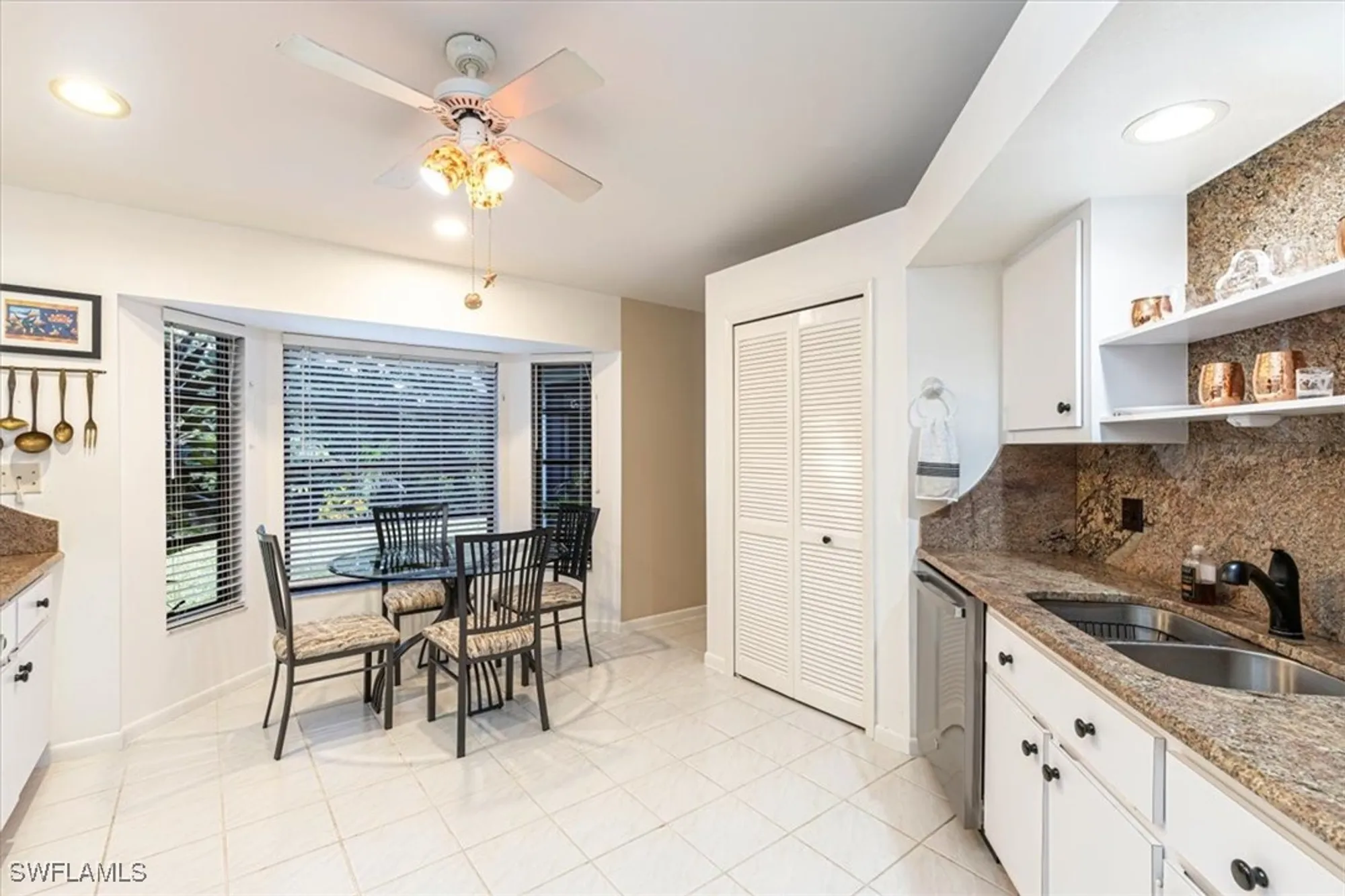 Property Slideshow image 7 of 25 | 124 versailles cir, Naples, FL, 34112