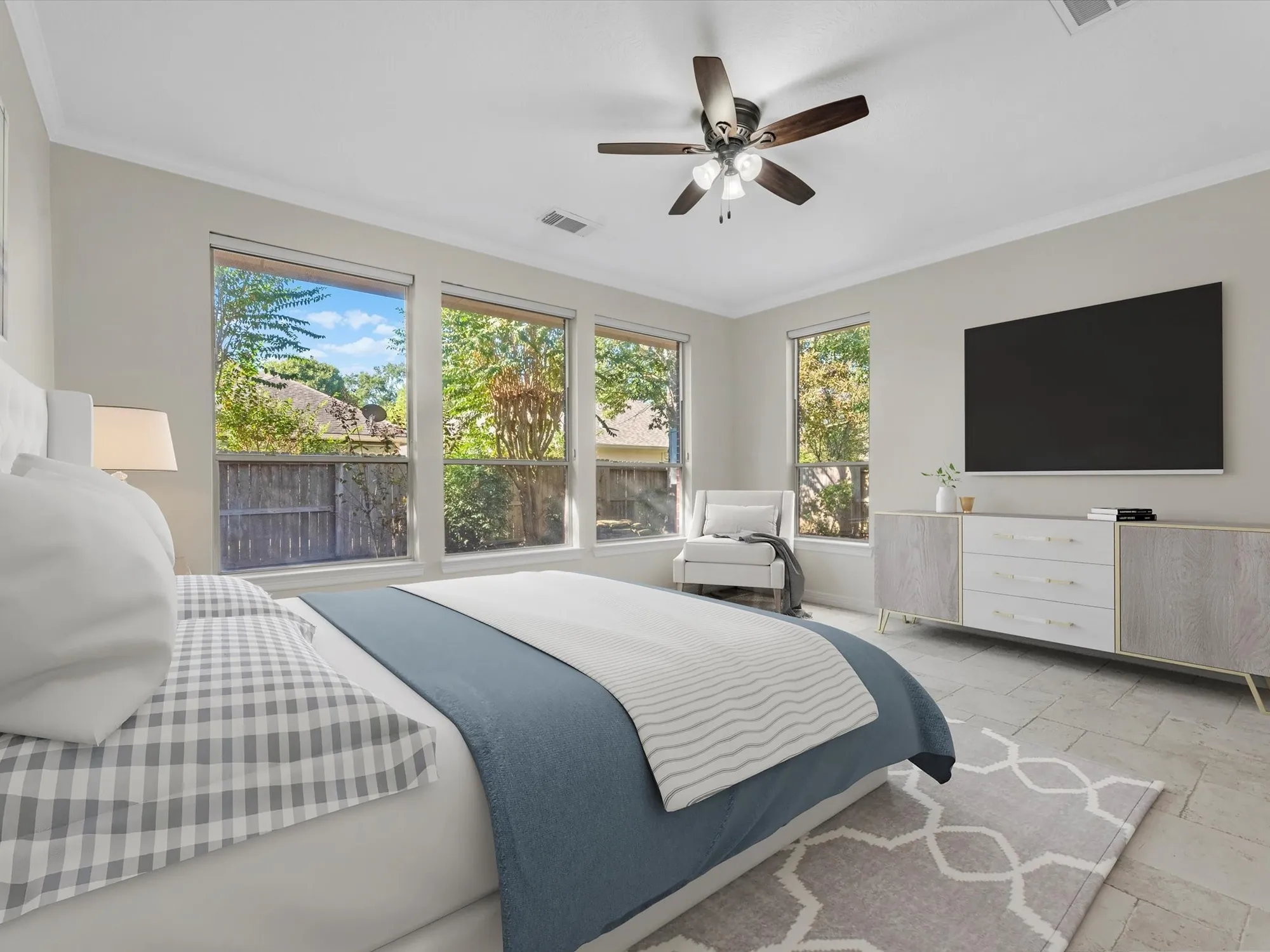 Property Slideshow image 17 of 41 | 31 tarrytown way, Conroe, TX, 77384