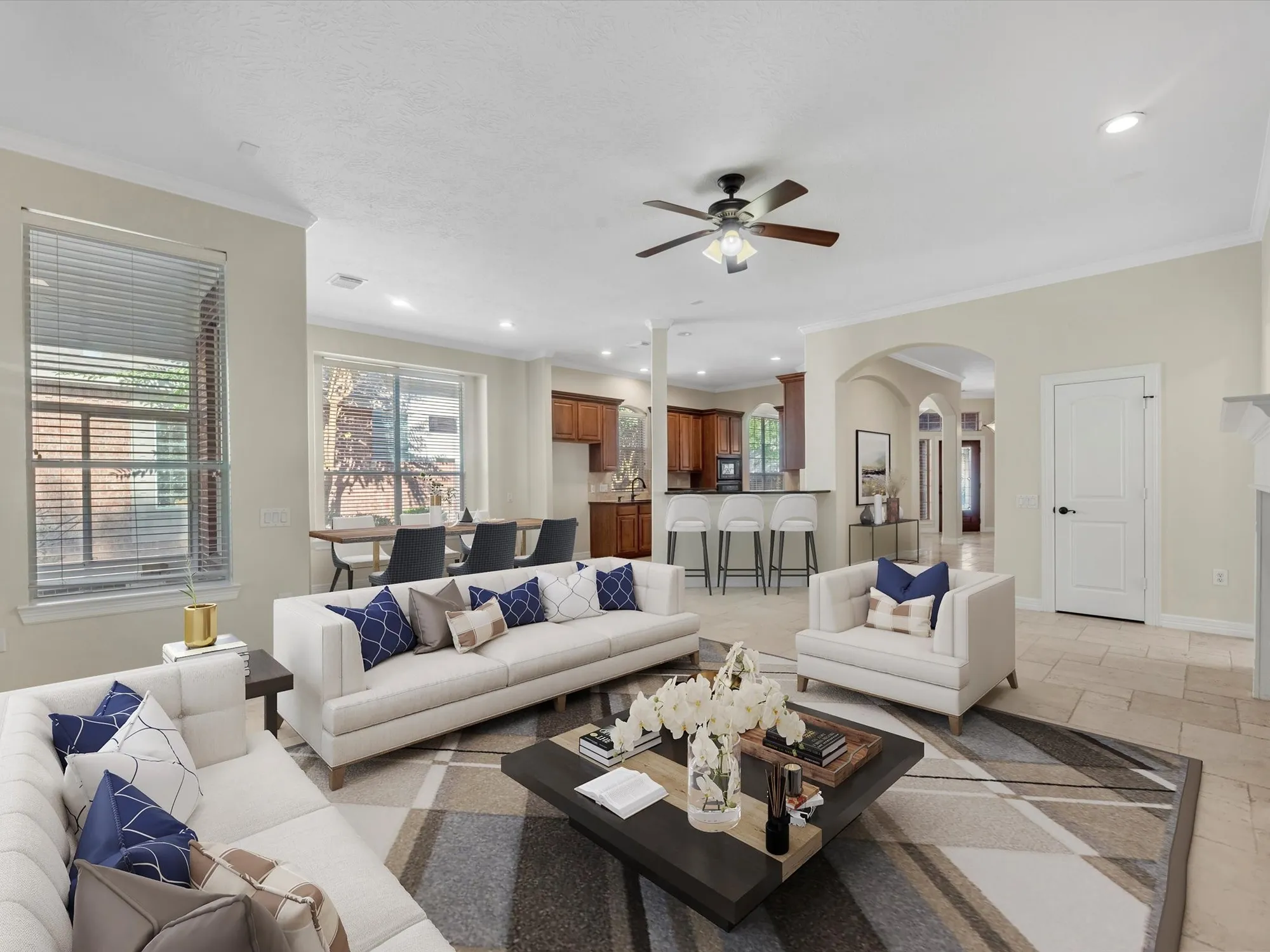 Property Slideshow image 10 of 41 | 31 tarrytown way, Conroe, TX, 77384