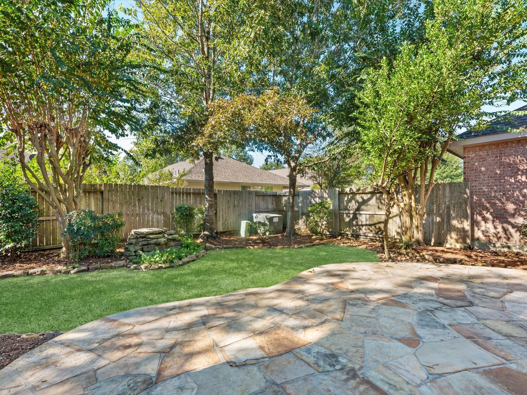 Property Slideshow image 38 of 41 | 31 tarrytown way, Conroe, TX, 77384