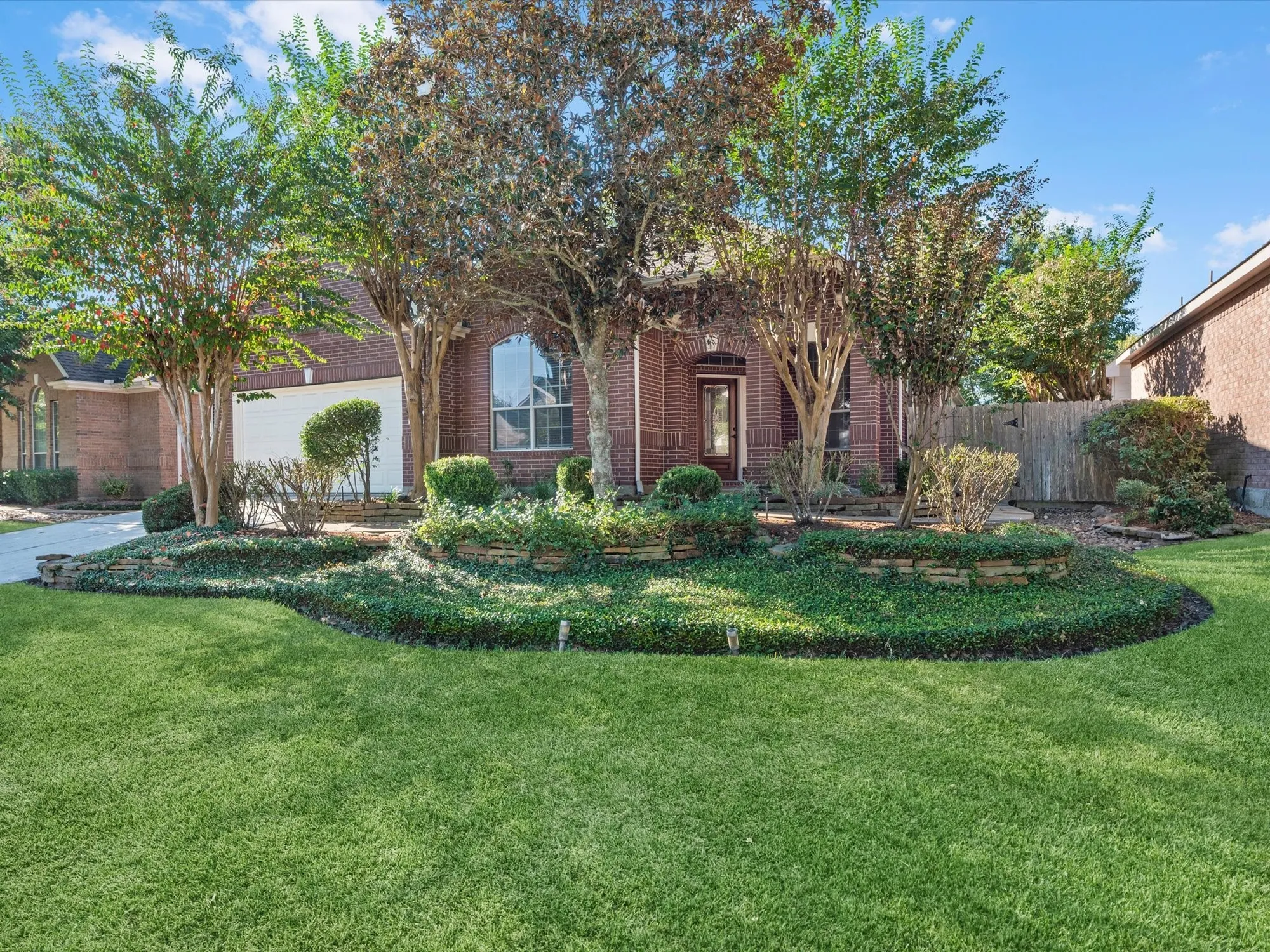 Property Slideshow image 3 of 41 | 31 tarrytown way, Conroe, TX, 77384