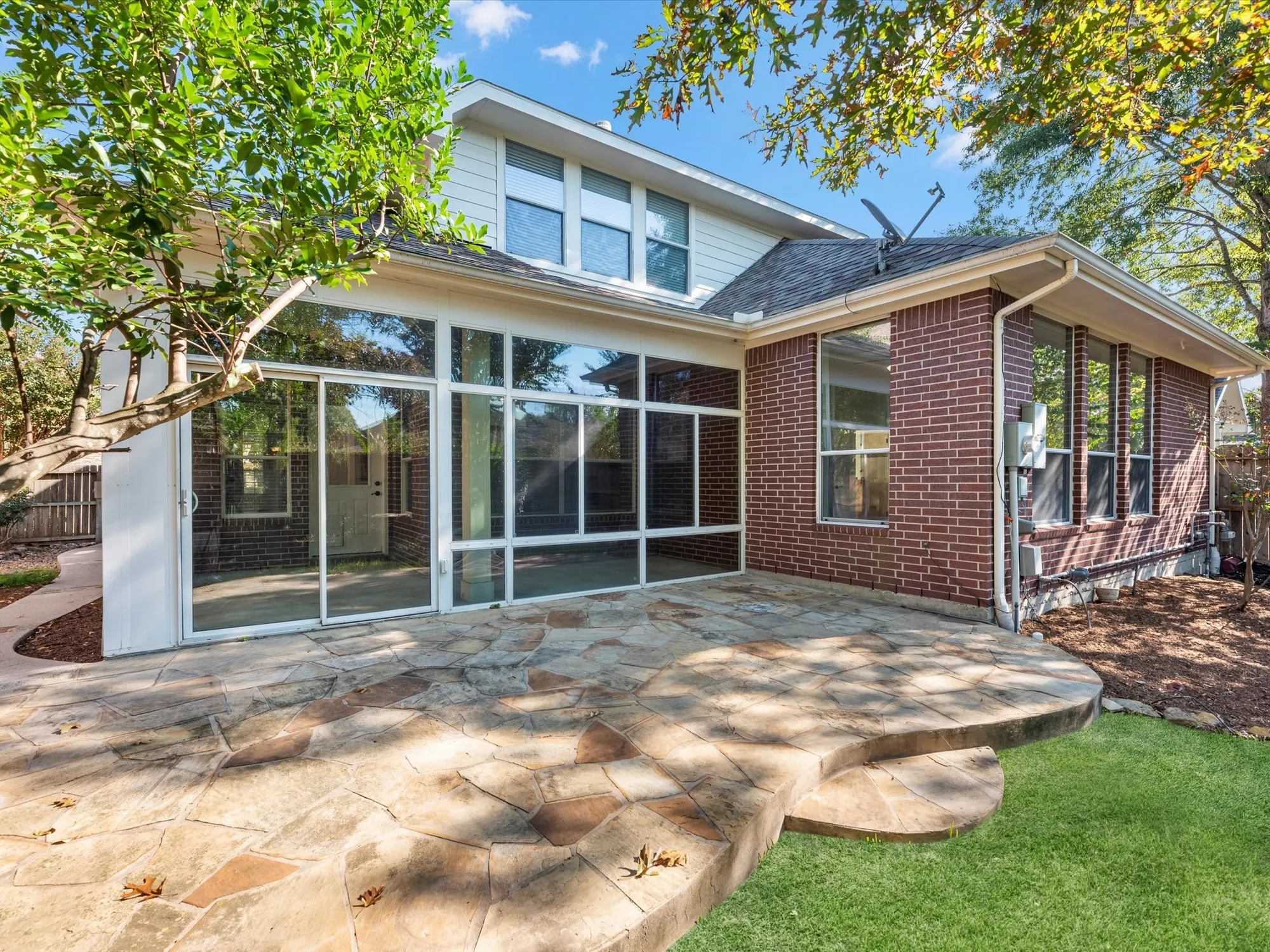 Property Slideshow image 33 of 41 | 31 tarrytown way, Conroe, TX, 77384