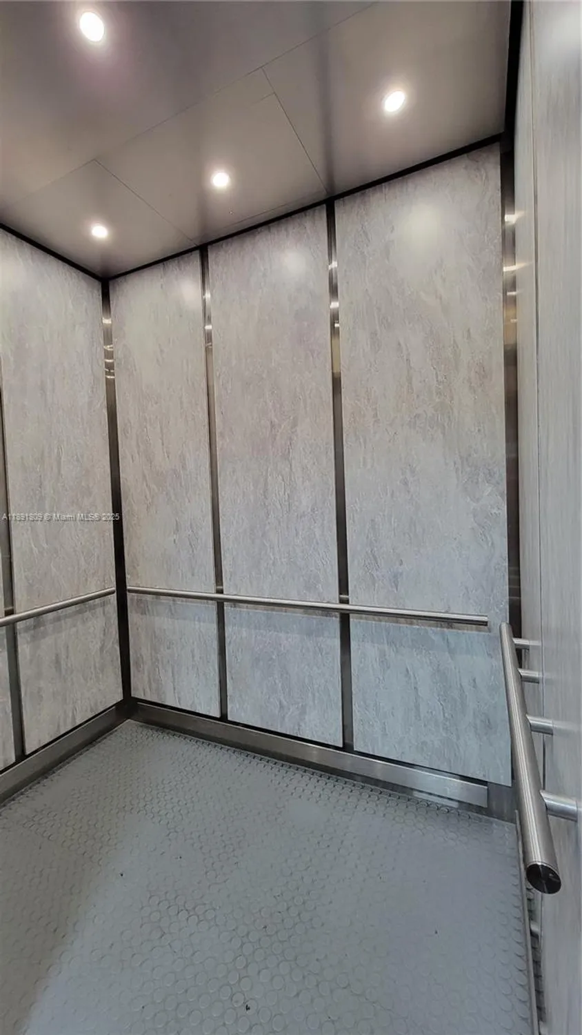 Property Slideshow image 27 of 52 | 2003 granada dr apt e4, Coconut Creek, FL, 33066