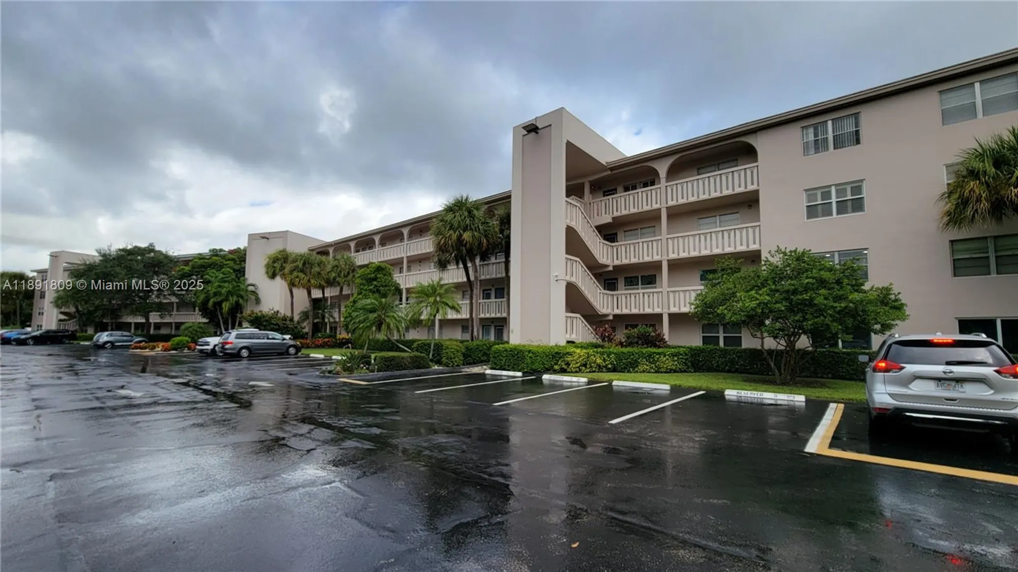 Property Slideshow image 28 of 52 | 2003 granada dr apt e4, Coconut Creek, FL, 33066