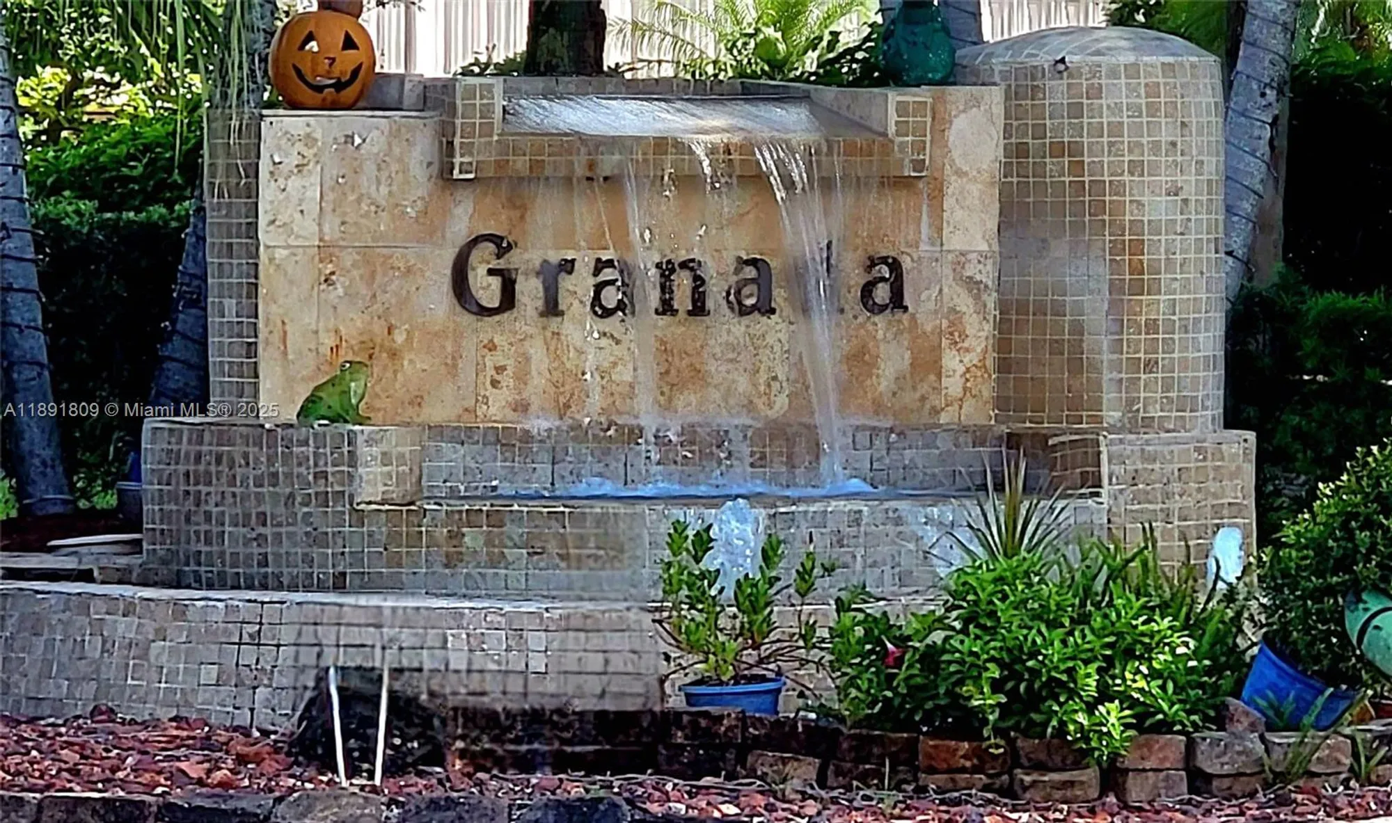 Property Slideshow image 2 of 52 | 2003 granada dr apt e4, Coconut Creek, FL, 33066