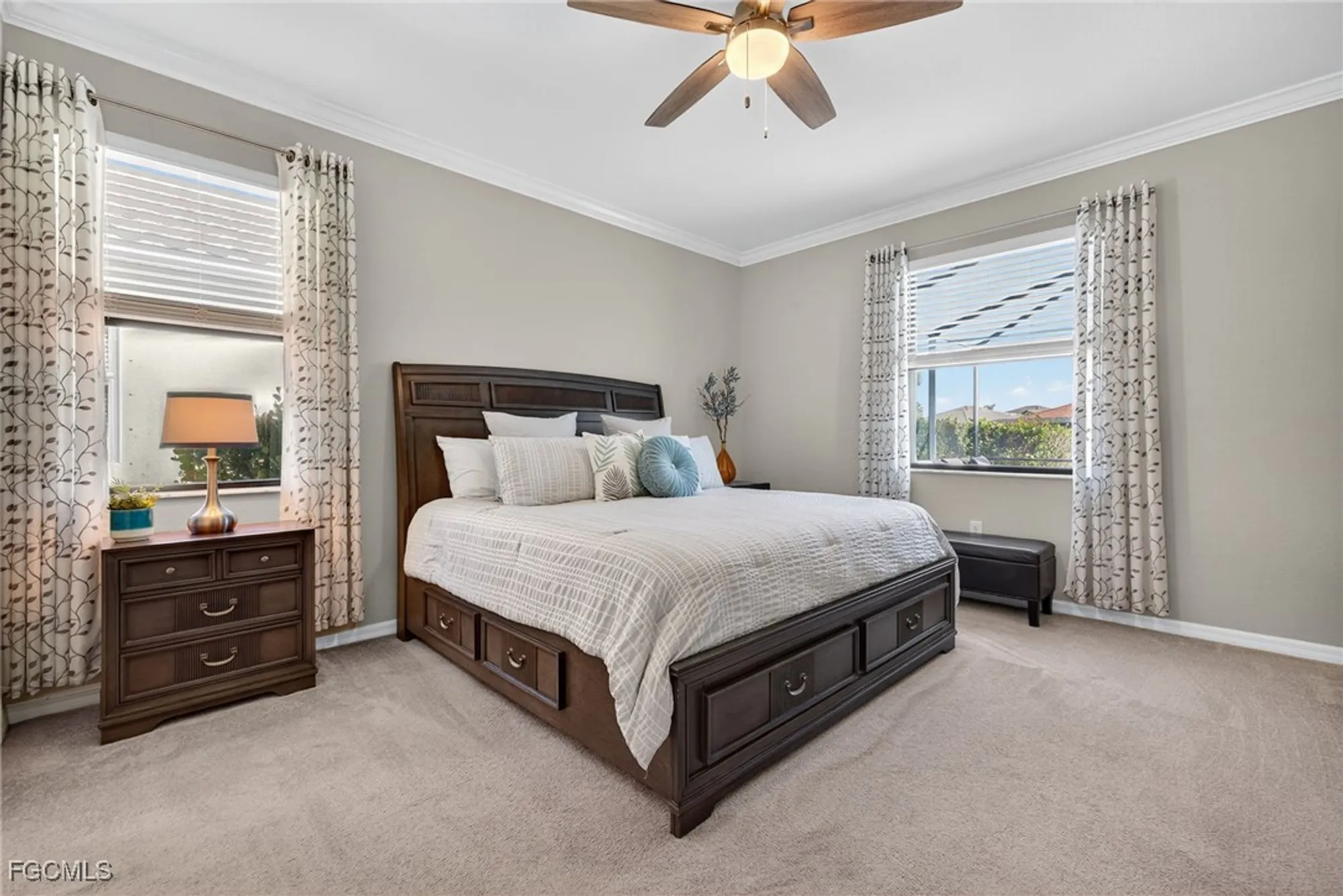 Property Slideshow image 14 of 50 | 11975 arbor trace dr, Fort Myers, FL, 33913