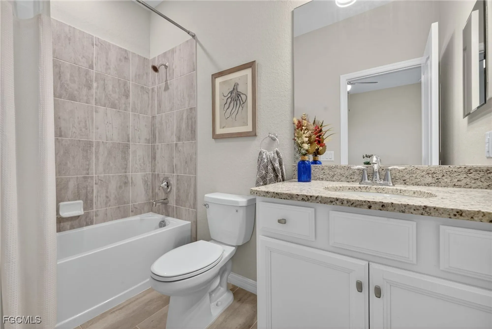 Property Slideshow image 22 of 50 | 11975 arbor trace dr, Fort Myers, FL, 33913