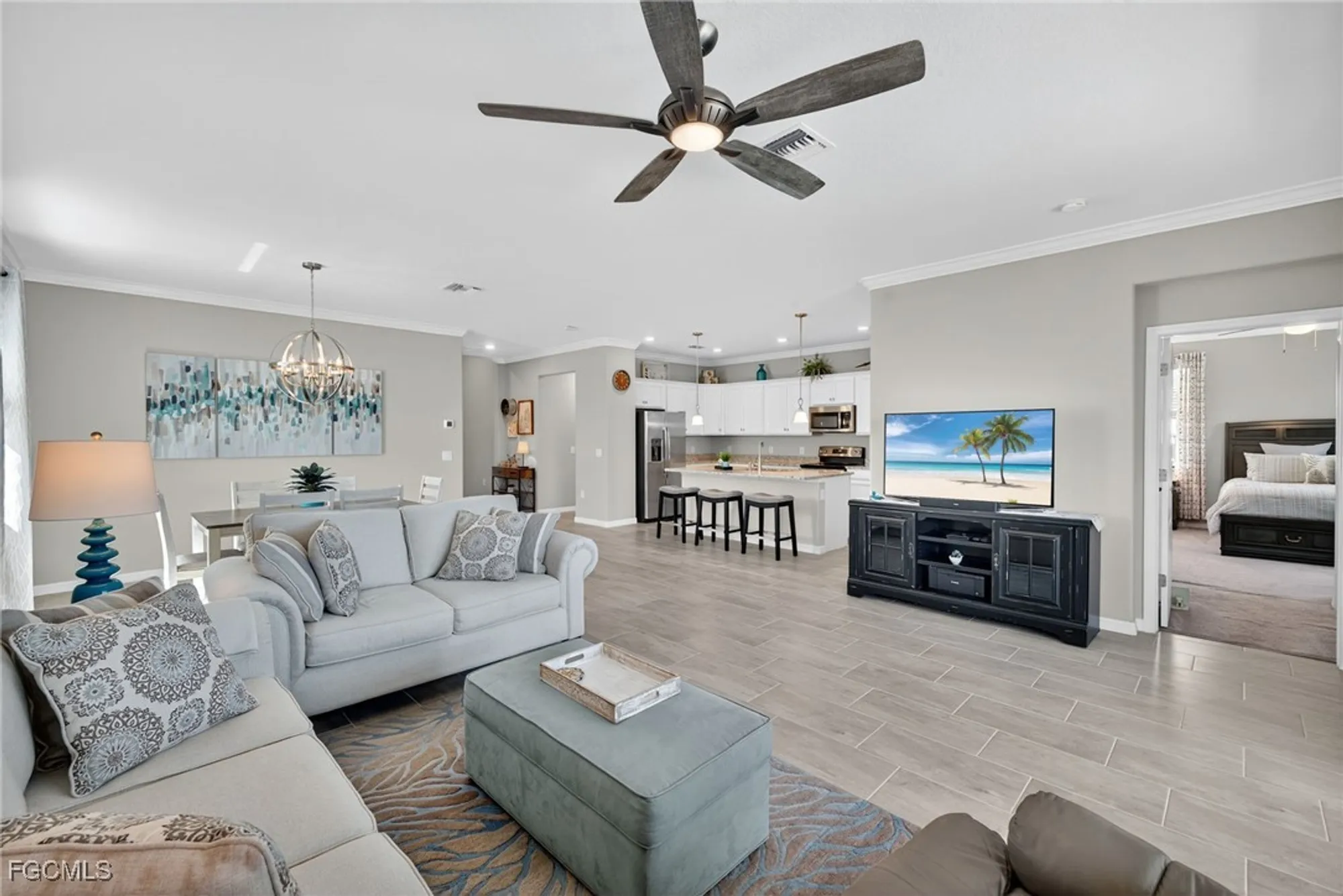 Property Slideshow image 6 of 50 | 11975 arbor trace dr, Fort Myers, FL, 33913