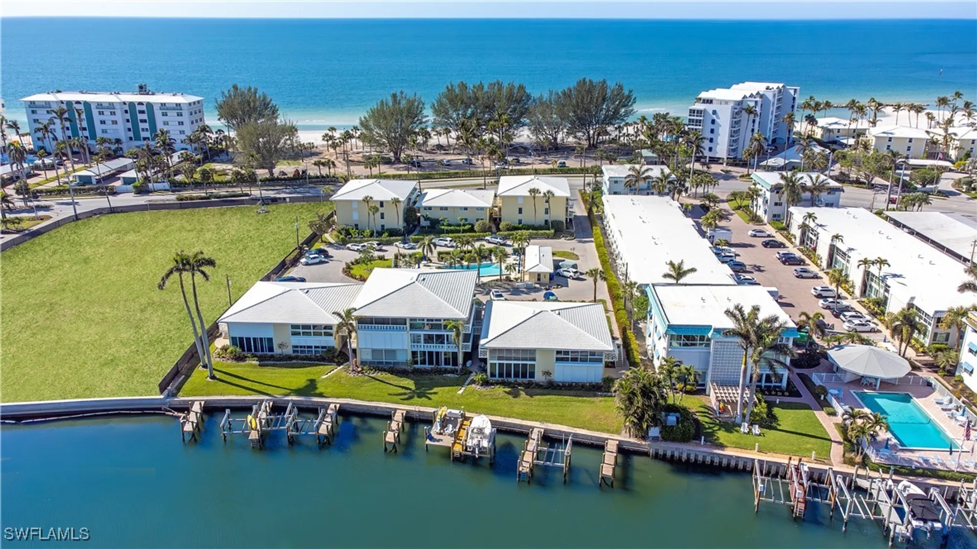 Property Slideshow image 1 of 16 | 2082 gulf shore blvd 111, Naples, FL, 34102