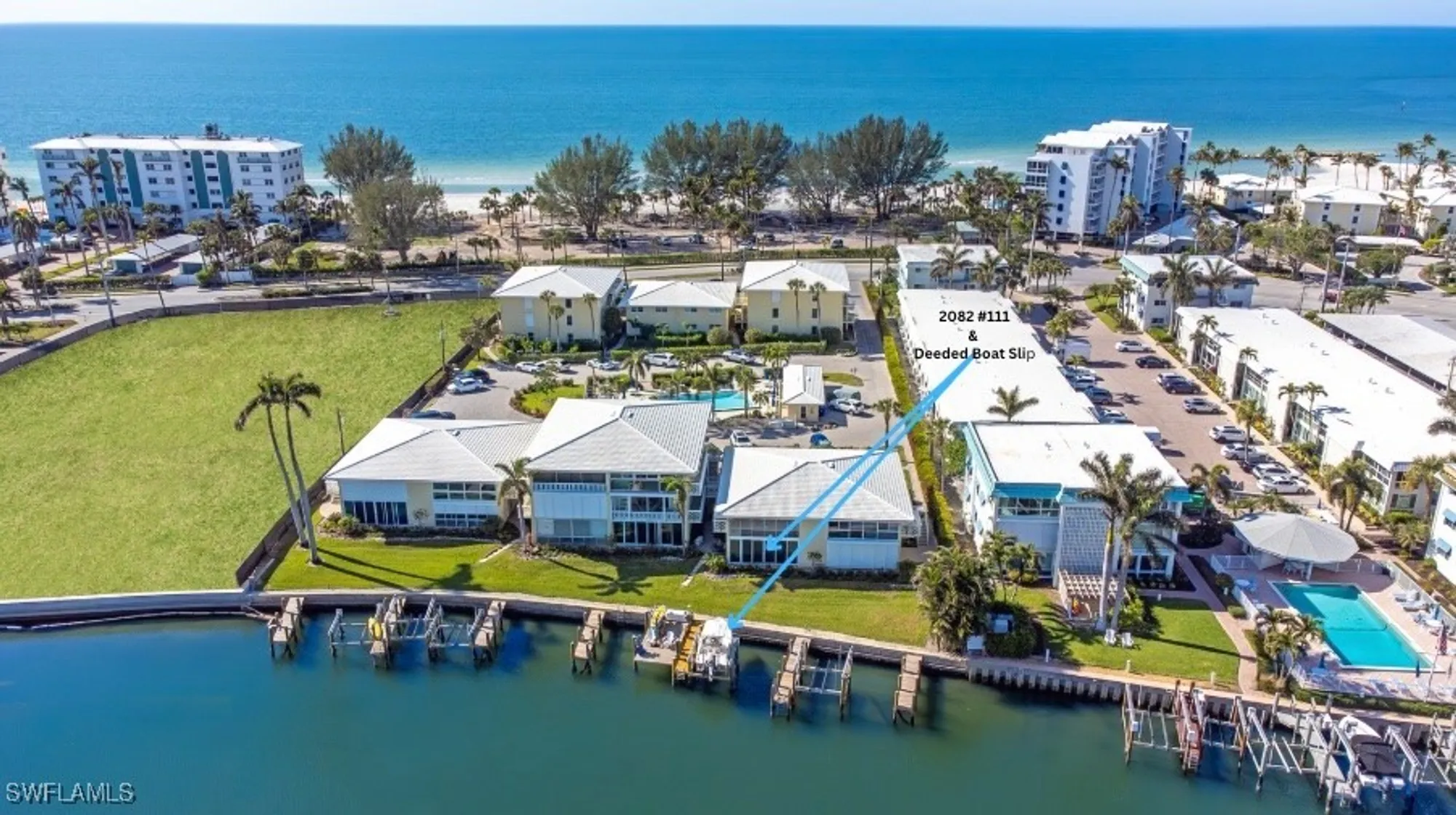 Property Slideshow image 2 of 16 | 2082 gulf shore blvd 111, Naples, FL, 34102
