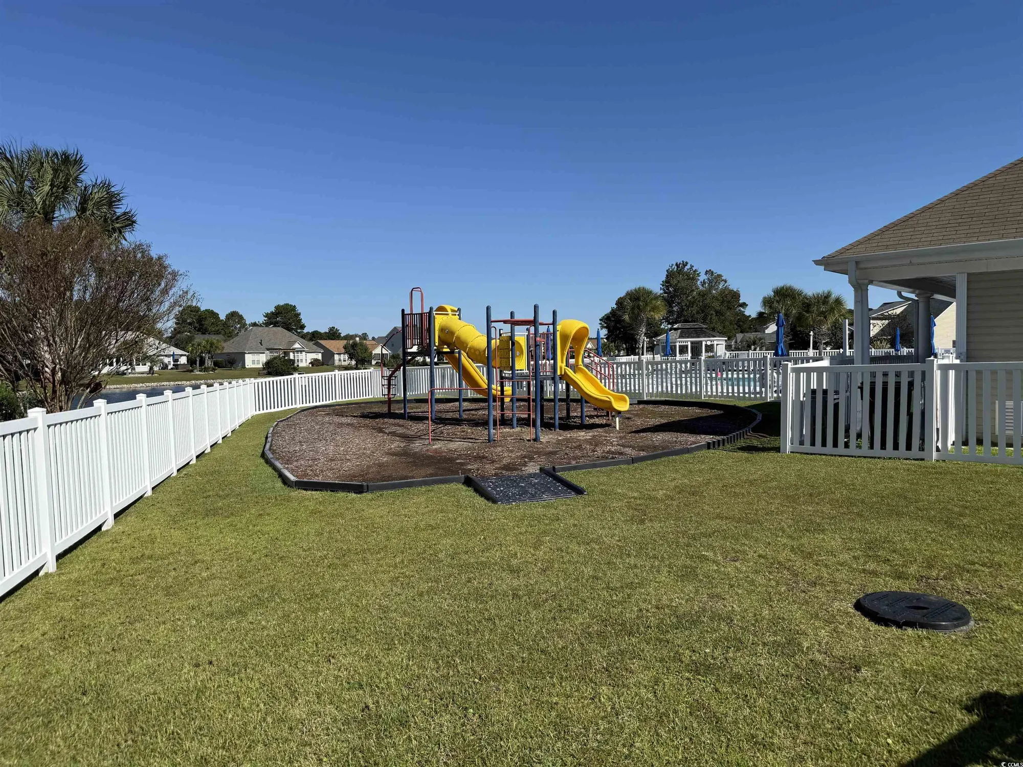 Property Slideshow image 19 of 25 | 338 vermillion dr, Little River, SC, 29566