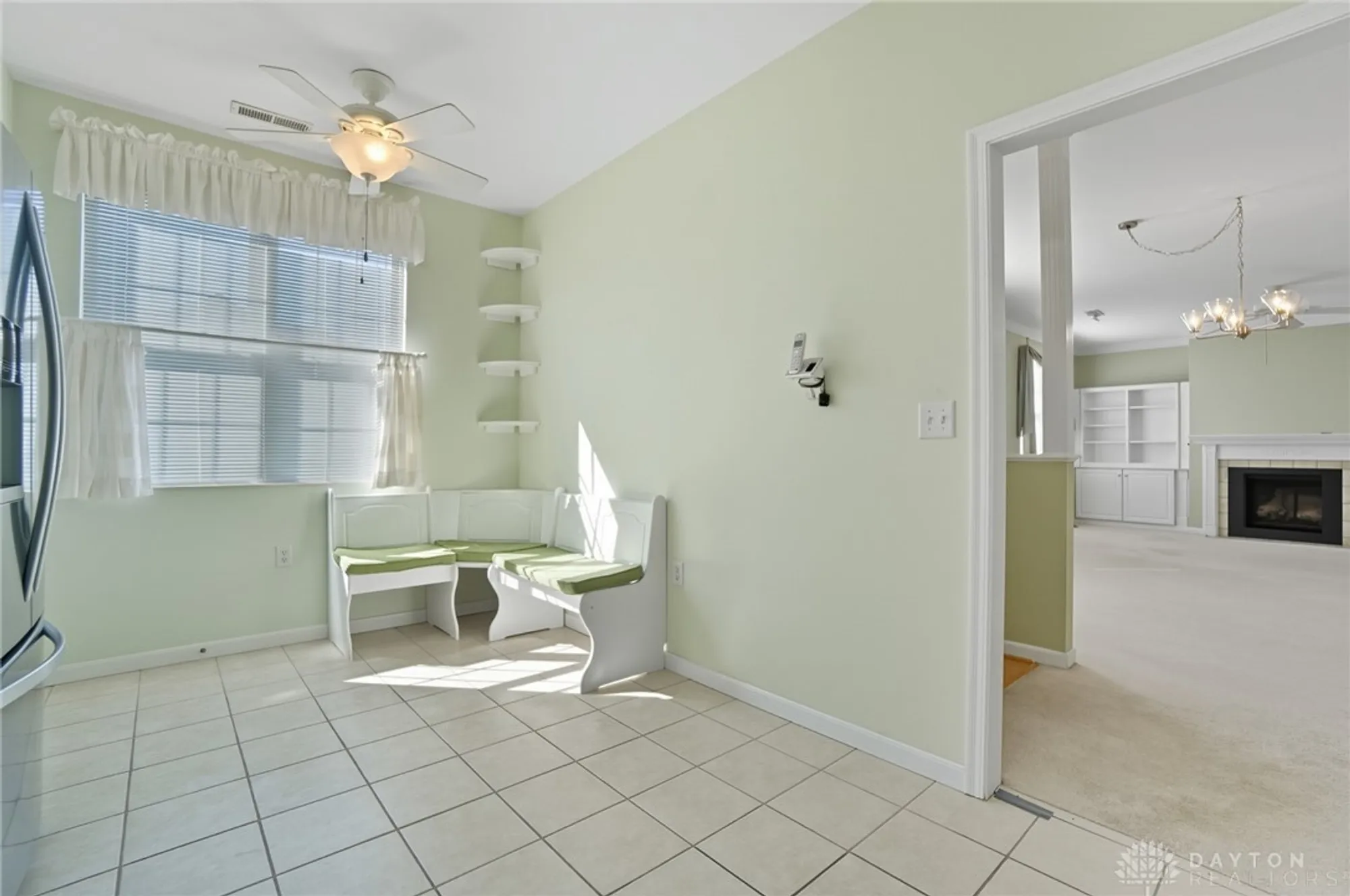 Property Slideshow image 19 of 48 | 1573 watermark ct 22, Miamisburg, OH, 45342