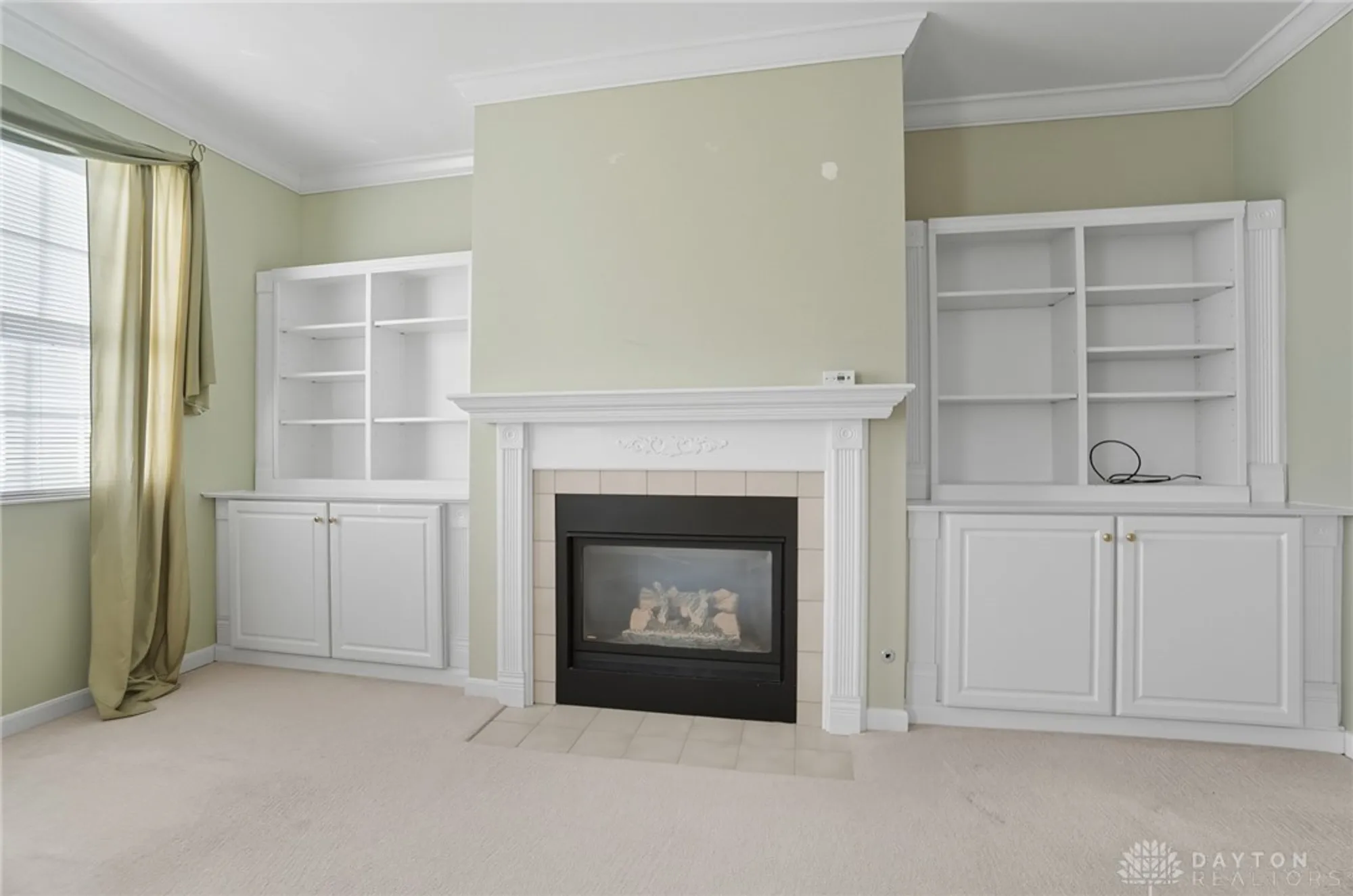Property Slideshow image 10 of 48 | 1573 watermark ct 22, Miamisburg, OH, 45342