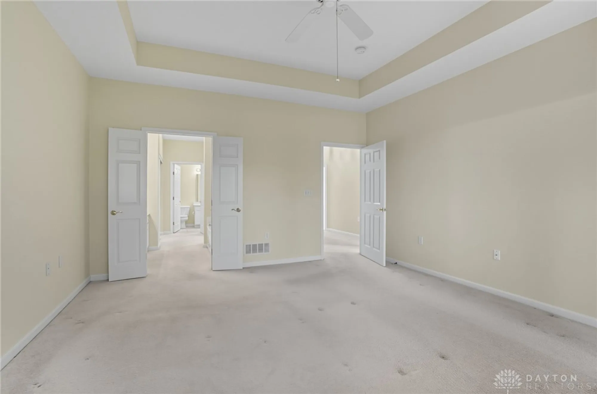 Property Slideshow image 24 of 48 | 1573 watermark ct 22, Miamisburg, OH, 45342