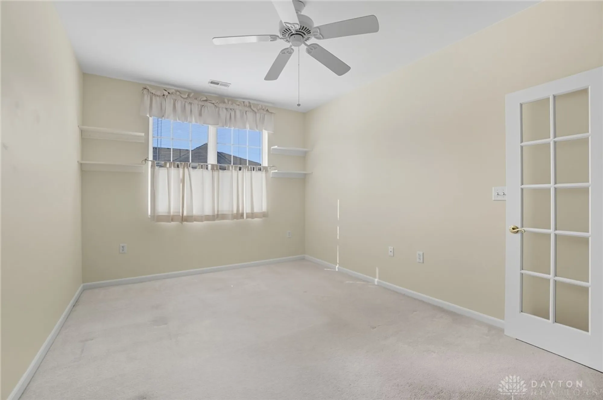 Property Slideshow image 34 of 48 | 1573 watermark ct 22, Miamisburg, OH, 45342